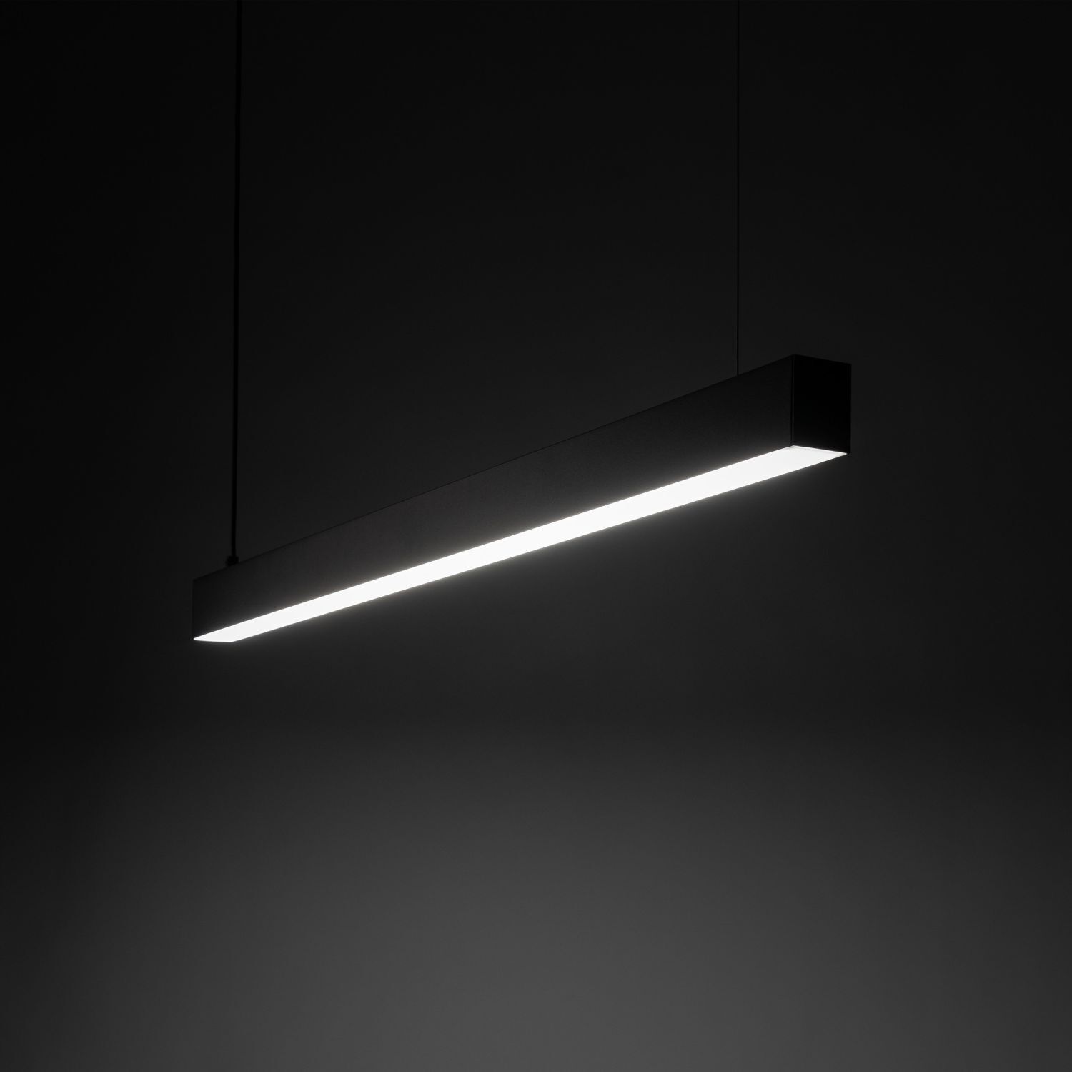 Lampe LED à suspendre noire 112,5 cm de long 4000 K métal BLAKE