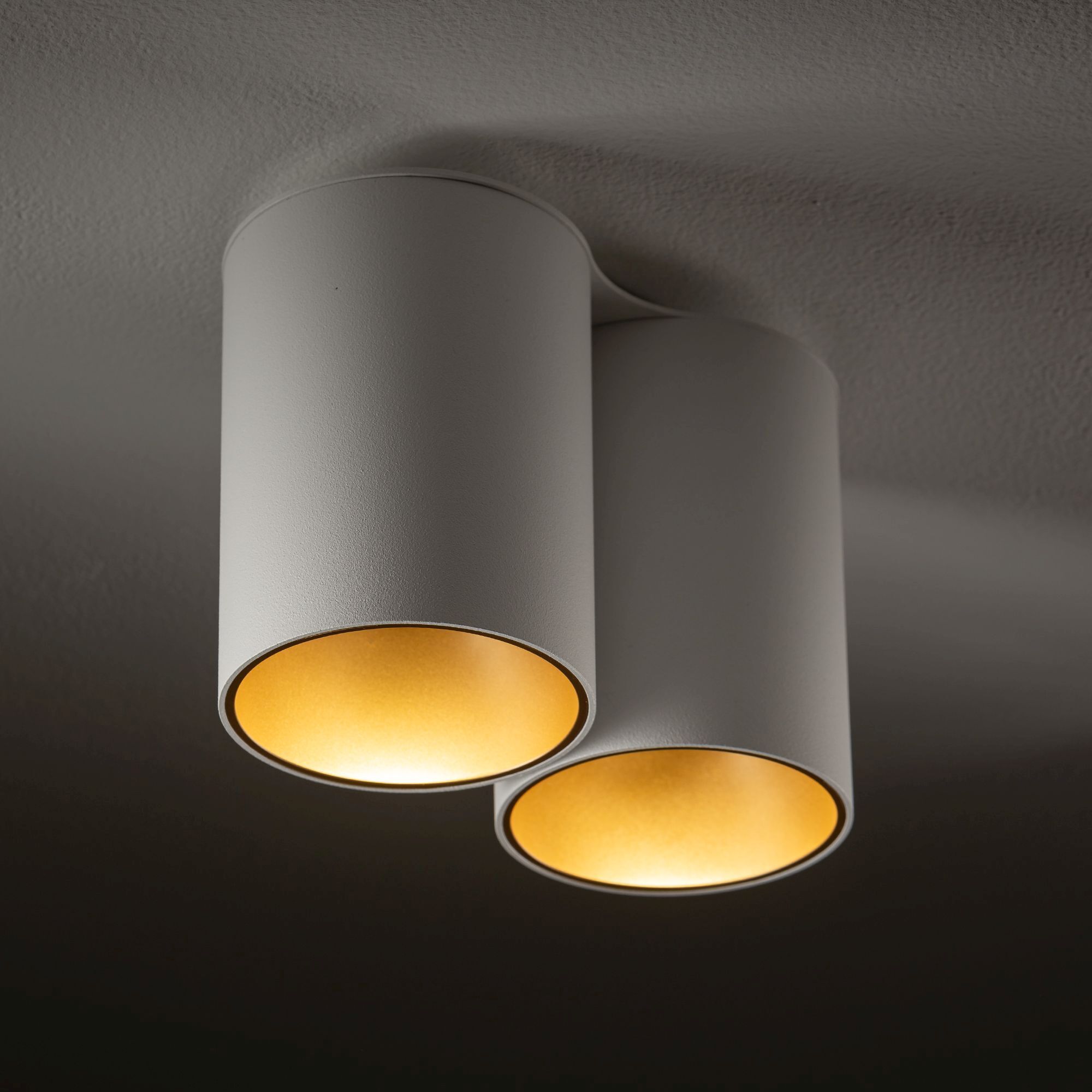Kleine Deckenlampe Weiß Gold H:13cm 2x GU10 kompakt Deckenleuchte, Zweiflammig, Weiß, Metall, Coolweißes Licht