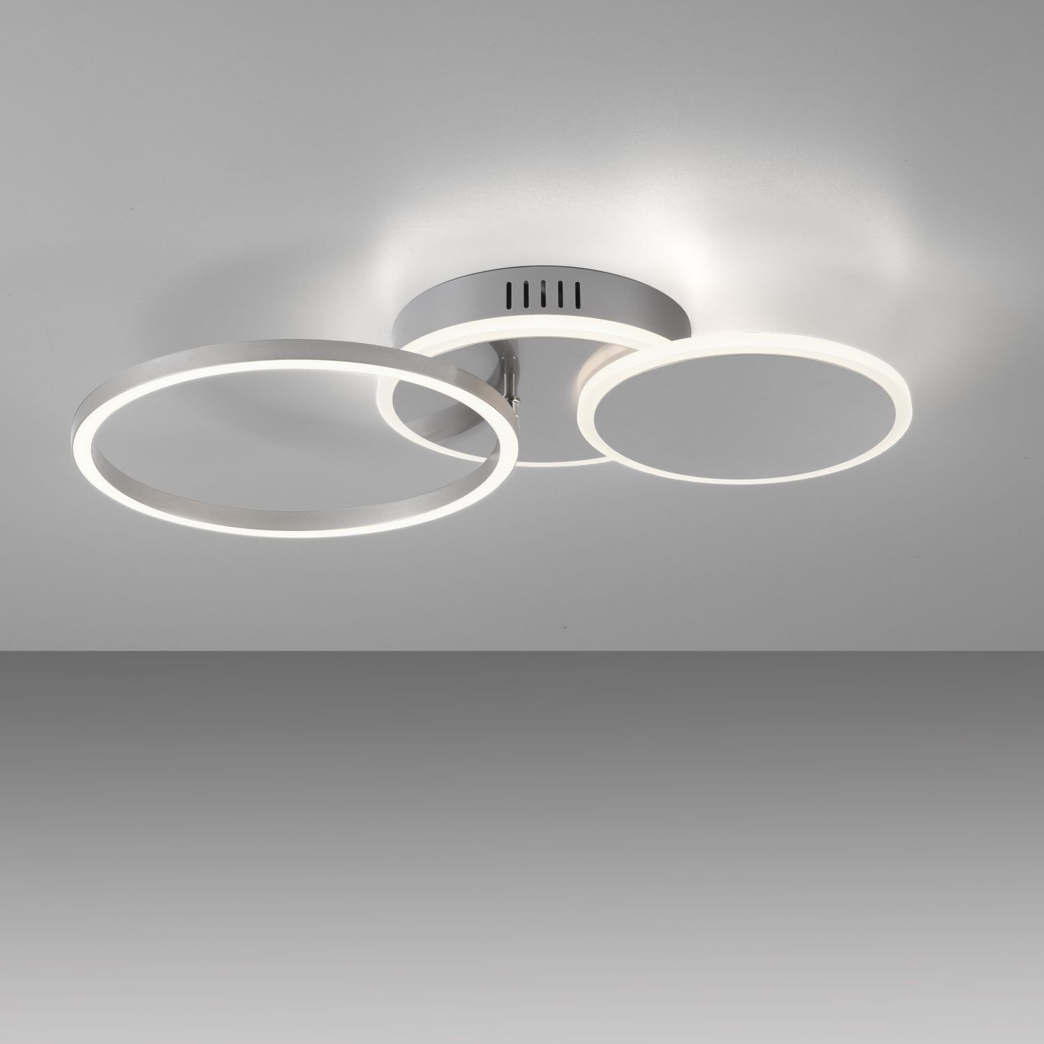Lampe de plafonnier LED en acier métal blanc chaud 26 W mobile