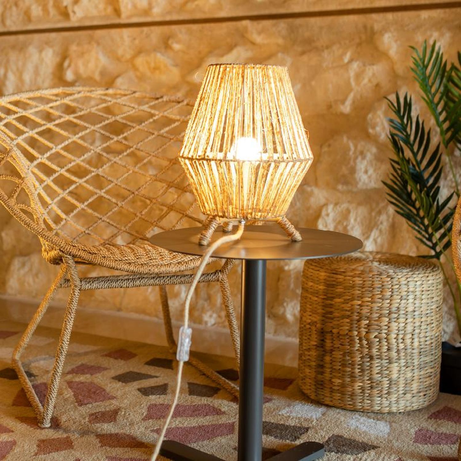 Lampe d'appoint Trépied en rotin H : 32,5 cm E27 YILAN