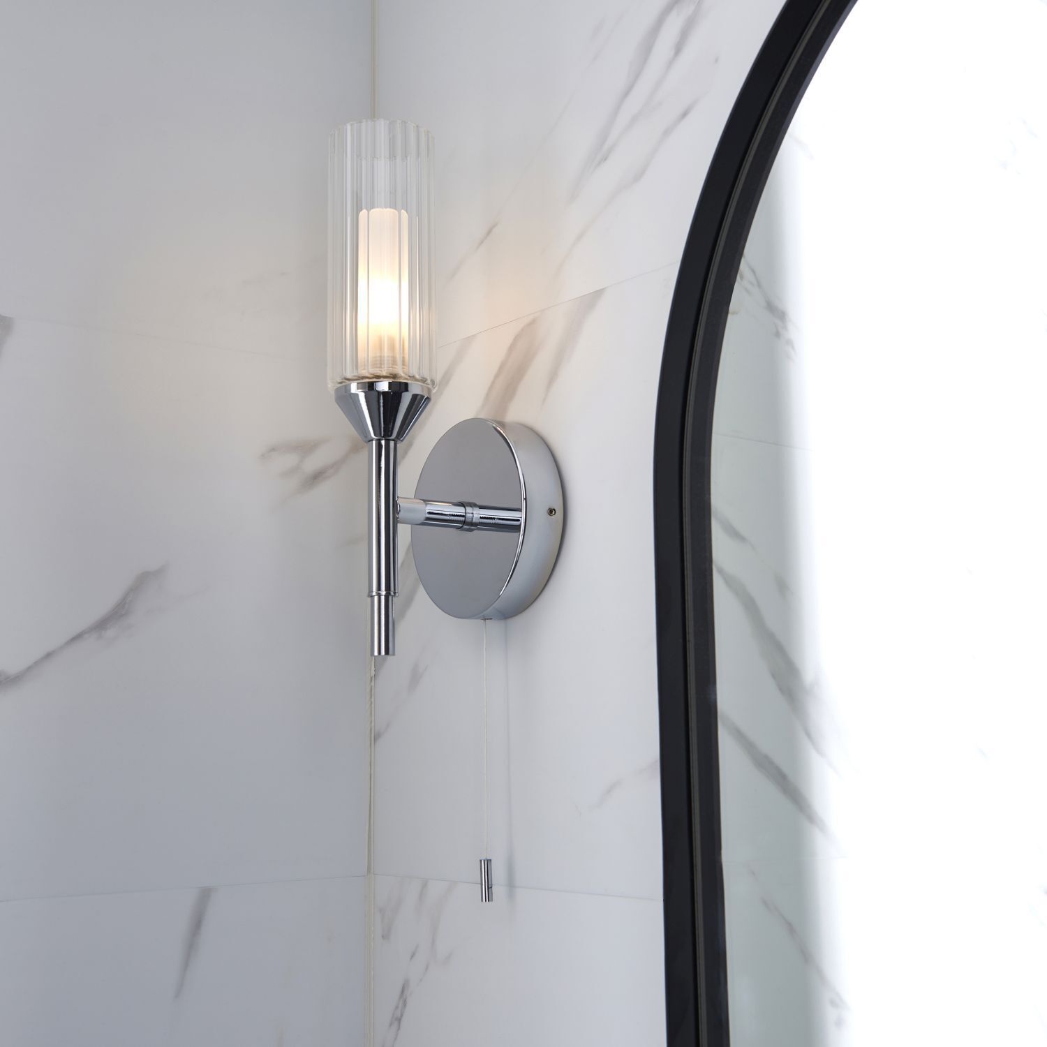 Applique murale avec interrupteur IP44 chrome blanc verre métal salle de bain G9