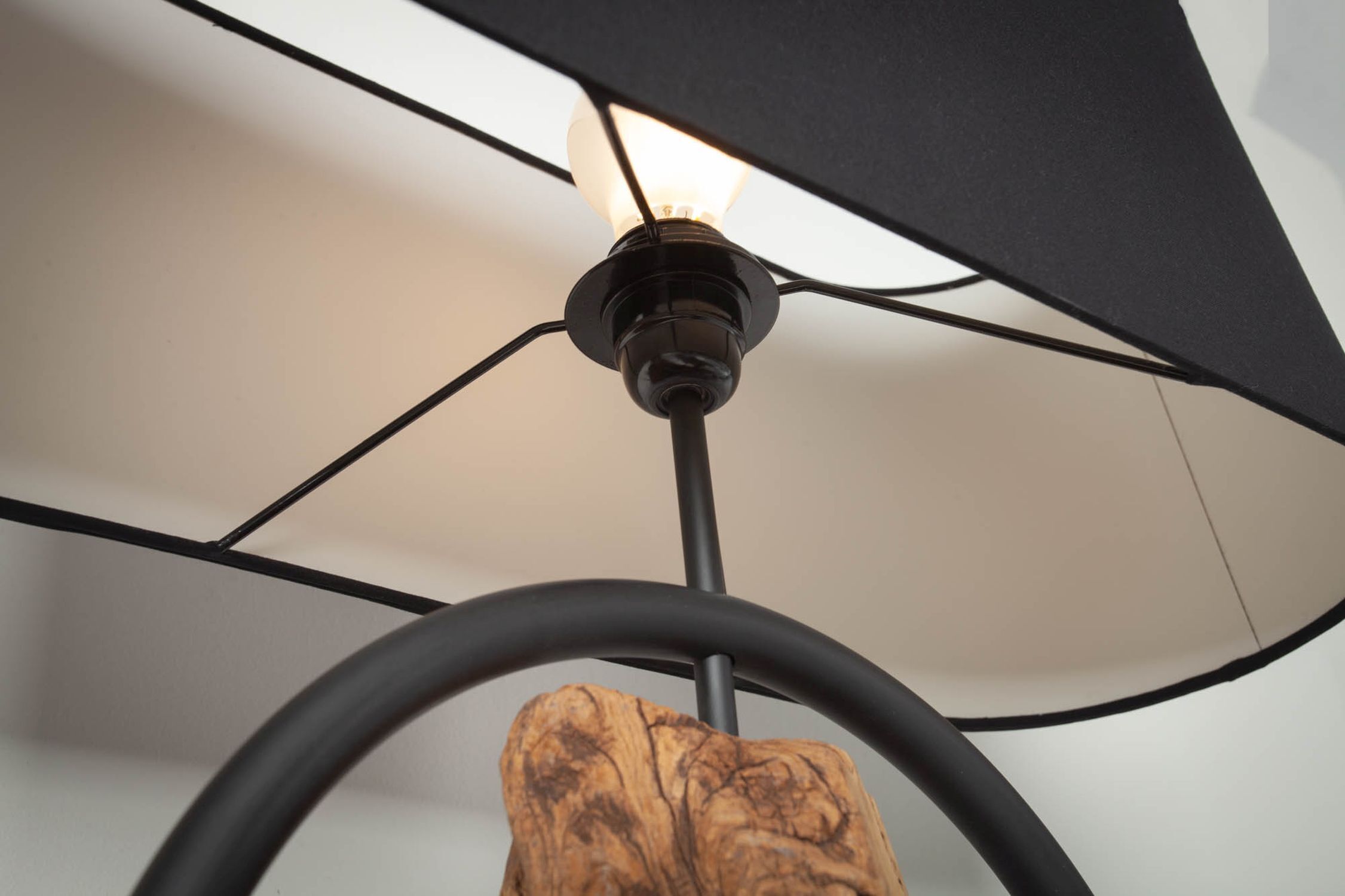 Lampe, Deckenleuchte, Glühbirne, Schirm, Holzdekoration