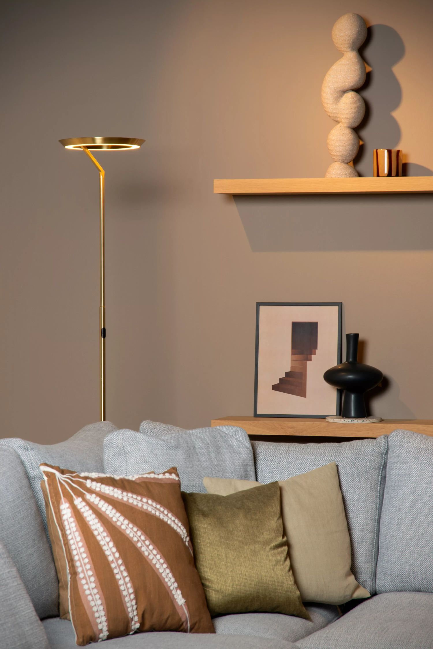 Lampe, Kissen, Dekoration für Zuhause, Couch
