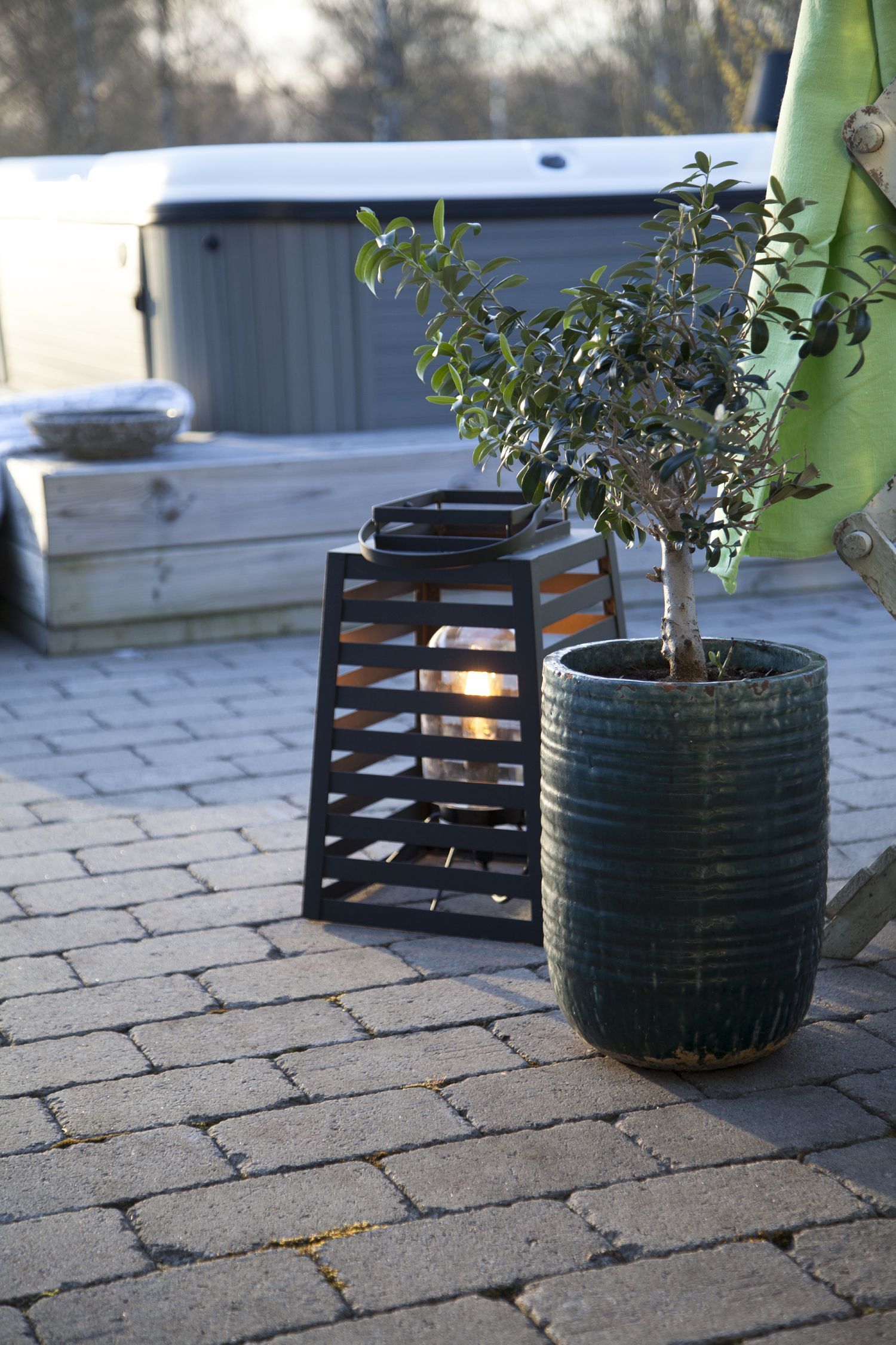 pflanzentopf, pflanze, outdoor, terrassengestaltung, laterne