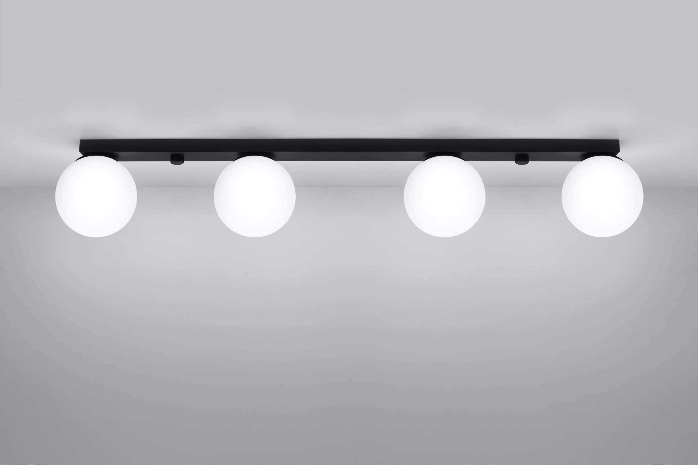 Plafonnier verre métal 88 cm de long blanc noir 4x G9