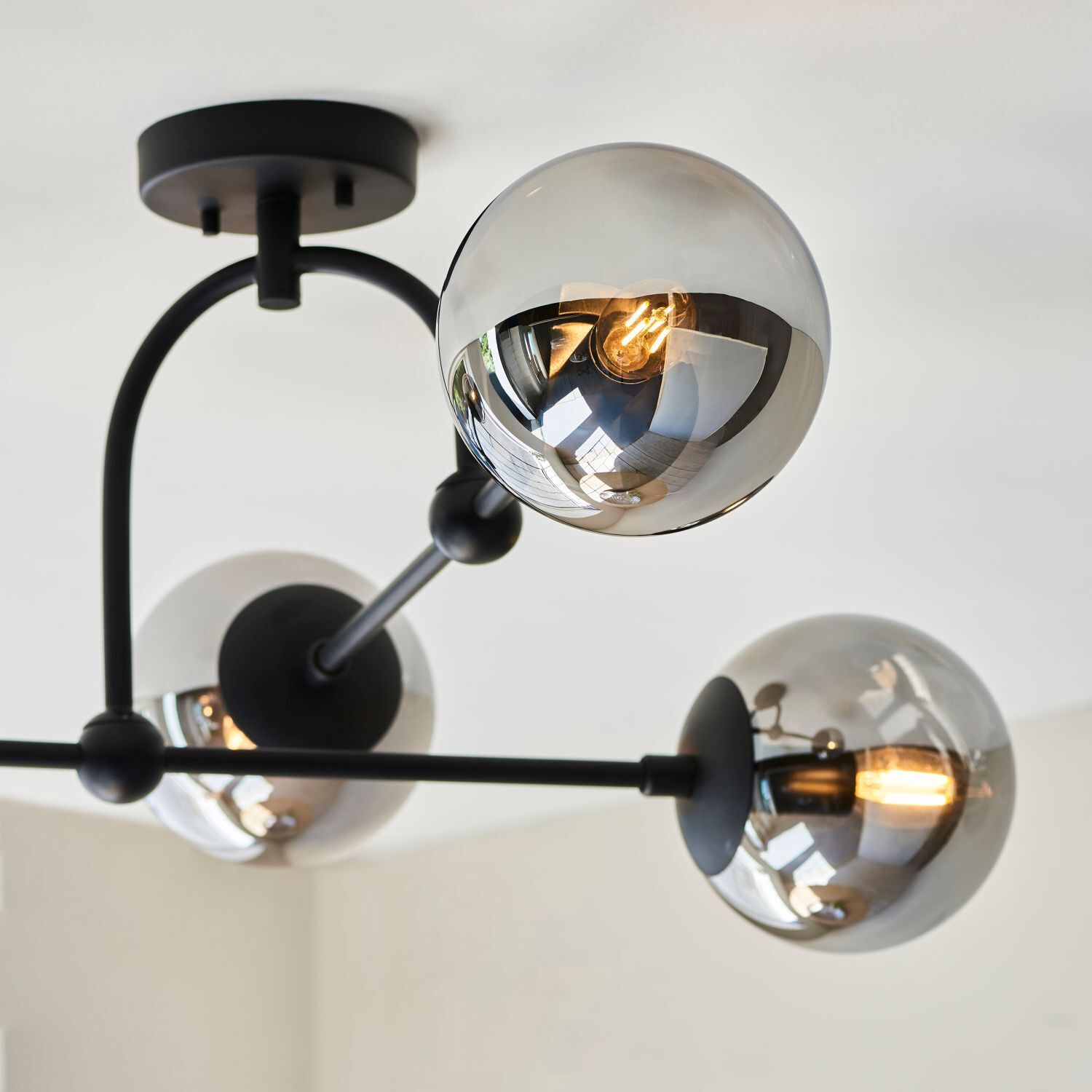 Lampe de plafonnier métal verre fumé L : 70,5 cm noir gris 4x E14