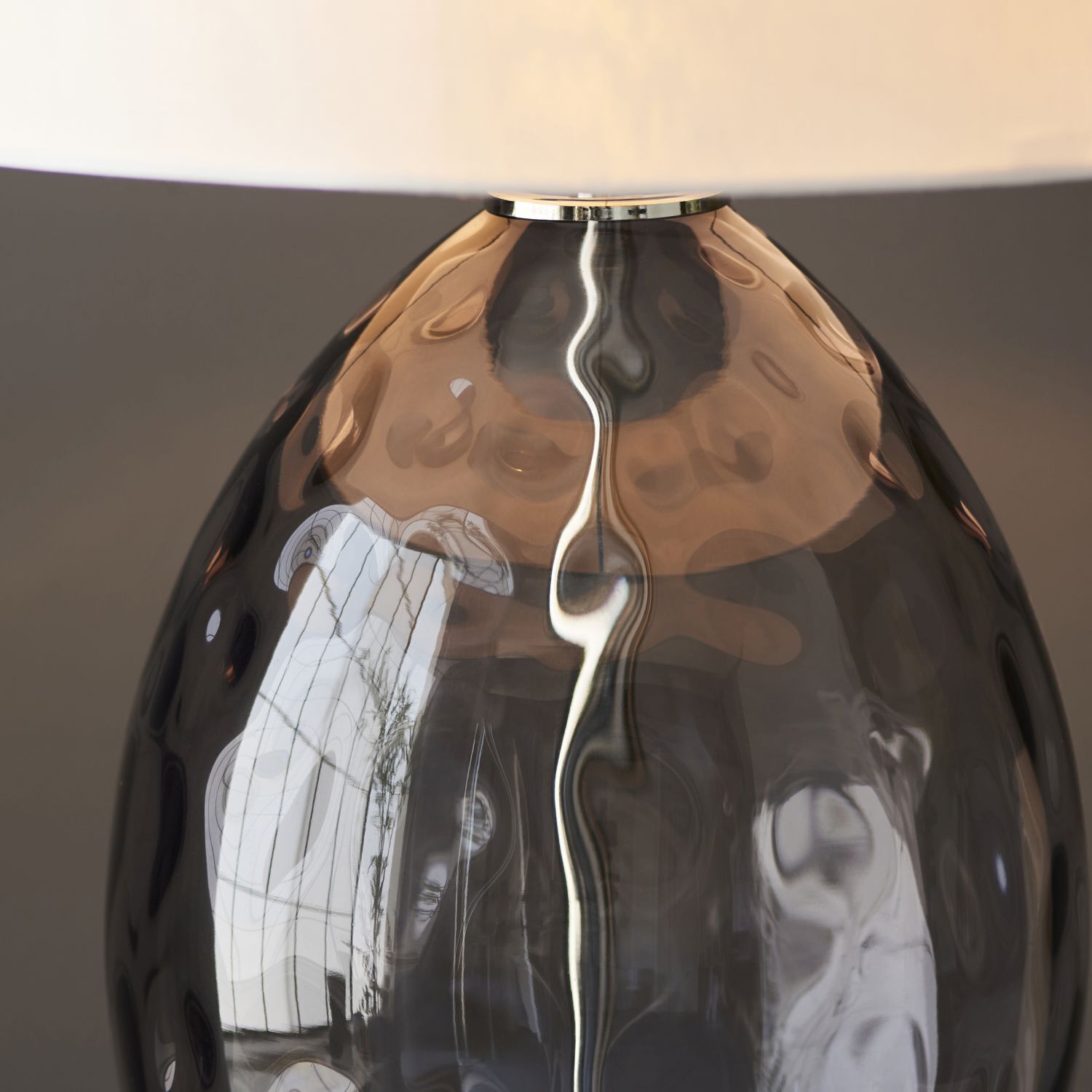 Lampe de table Touch Dimmer hauteur 53,5 cm verre fumé métal tissu