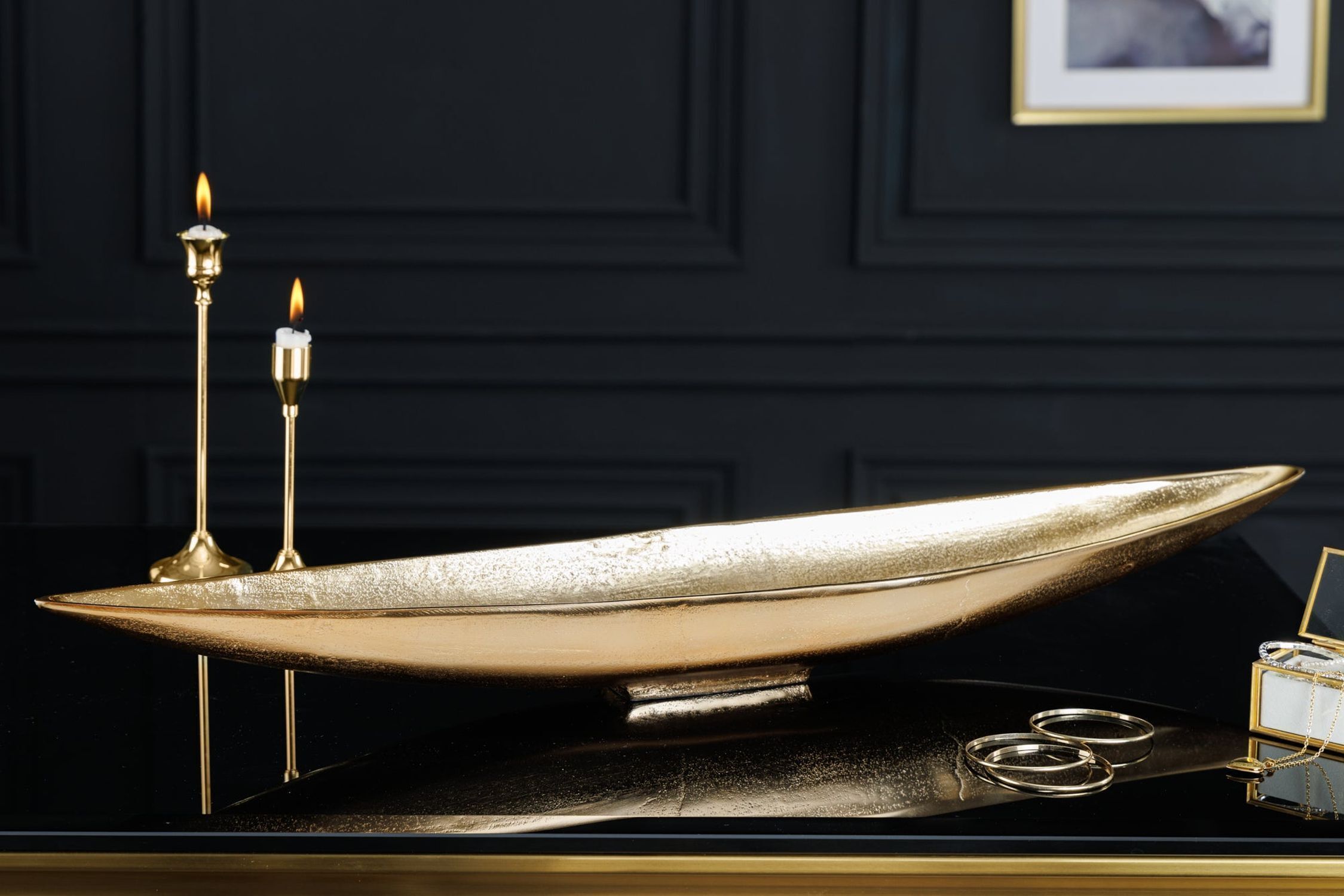 Baden, Badewanne, Wanne, Dolch, Waffe