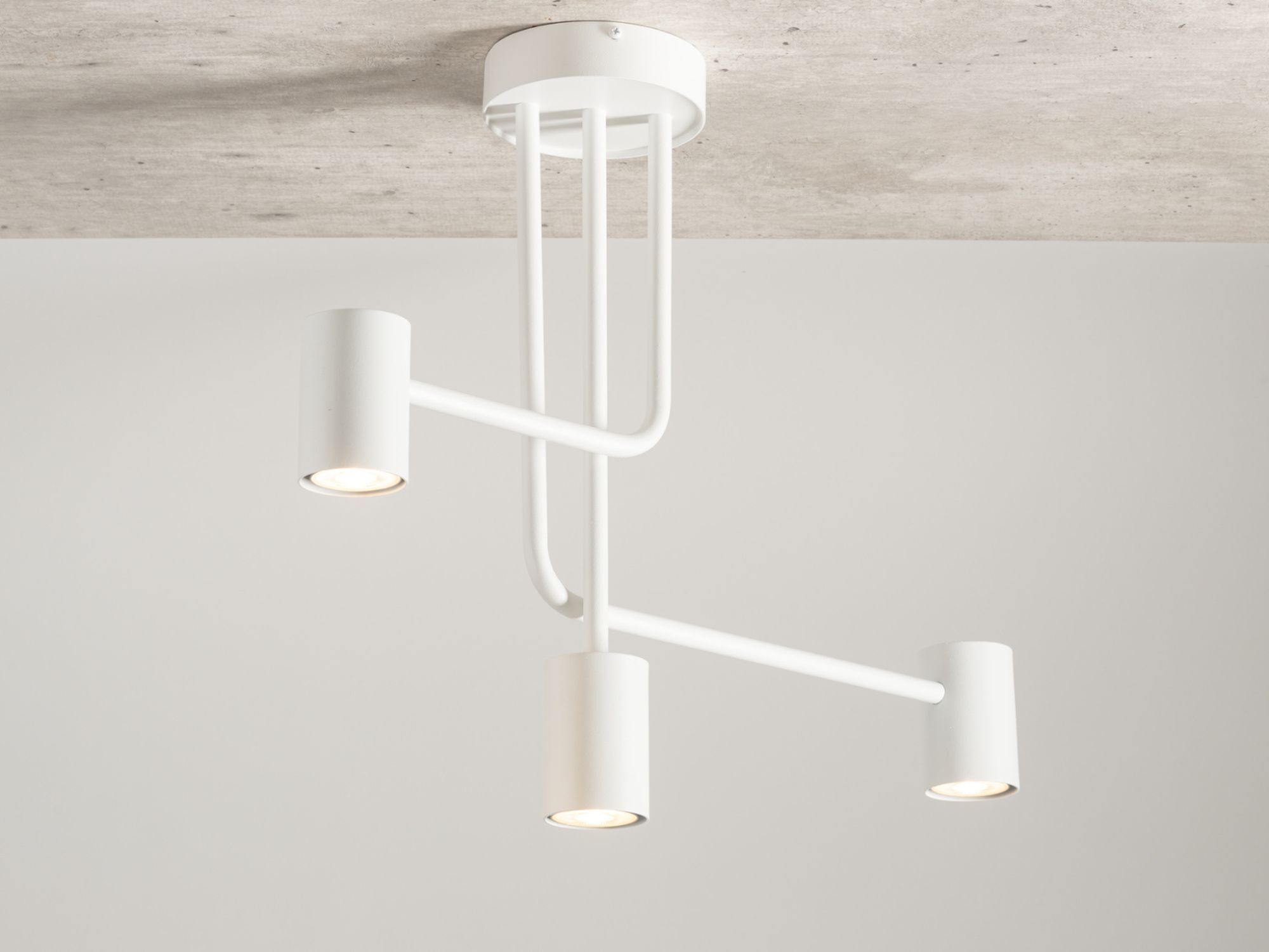 Plafonnier blanc métal GU10 3 flammes accentuées