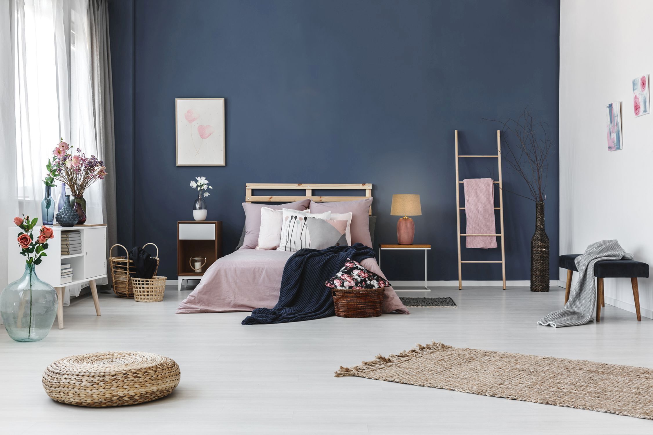 Dekoration für Zuhause, Innenarchitektur, Kissen, Teppich, Mobiliar