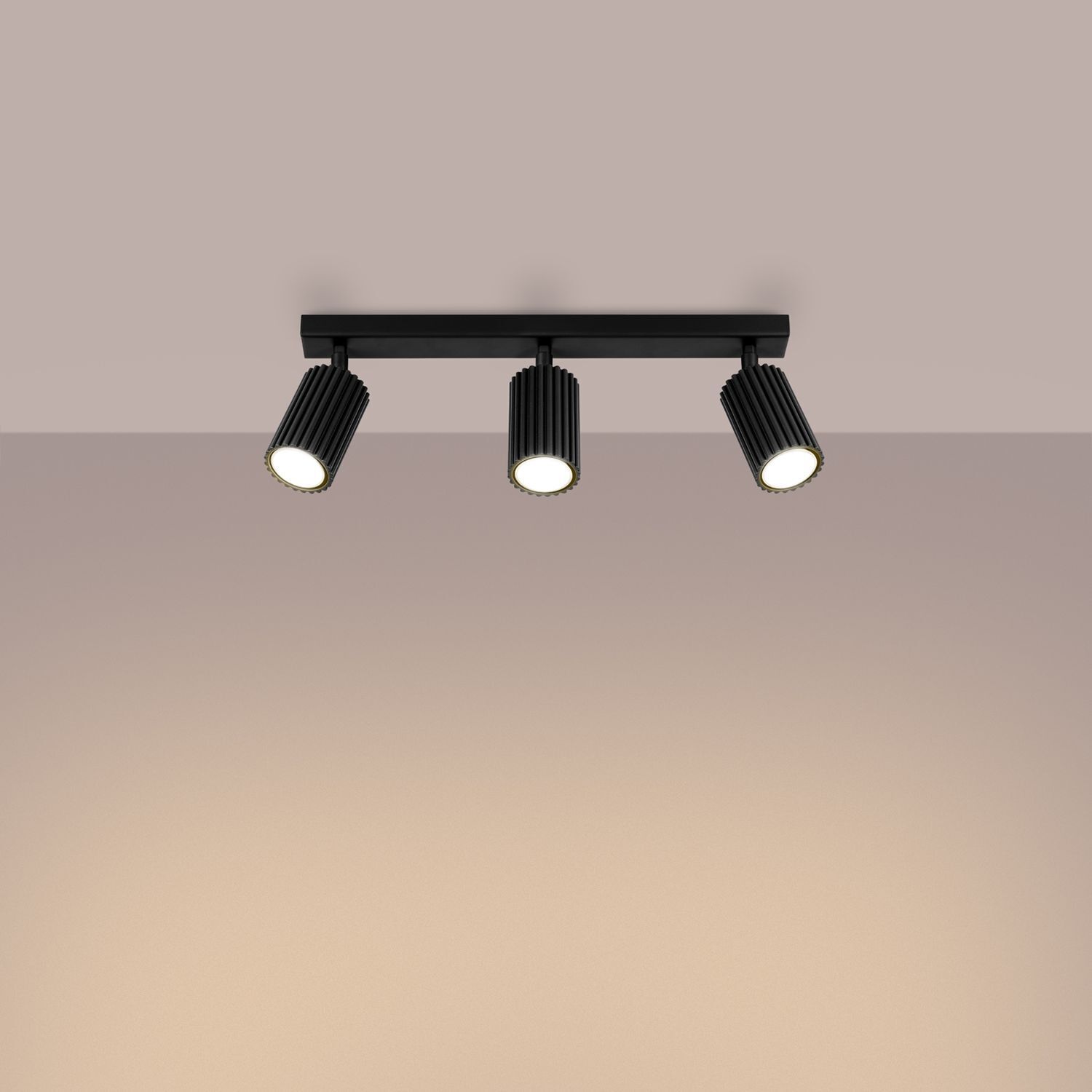 Projecteur de plafond noir 3 flammes L : 45 cm orientable GU10