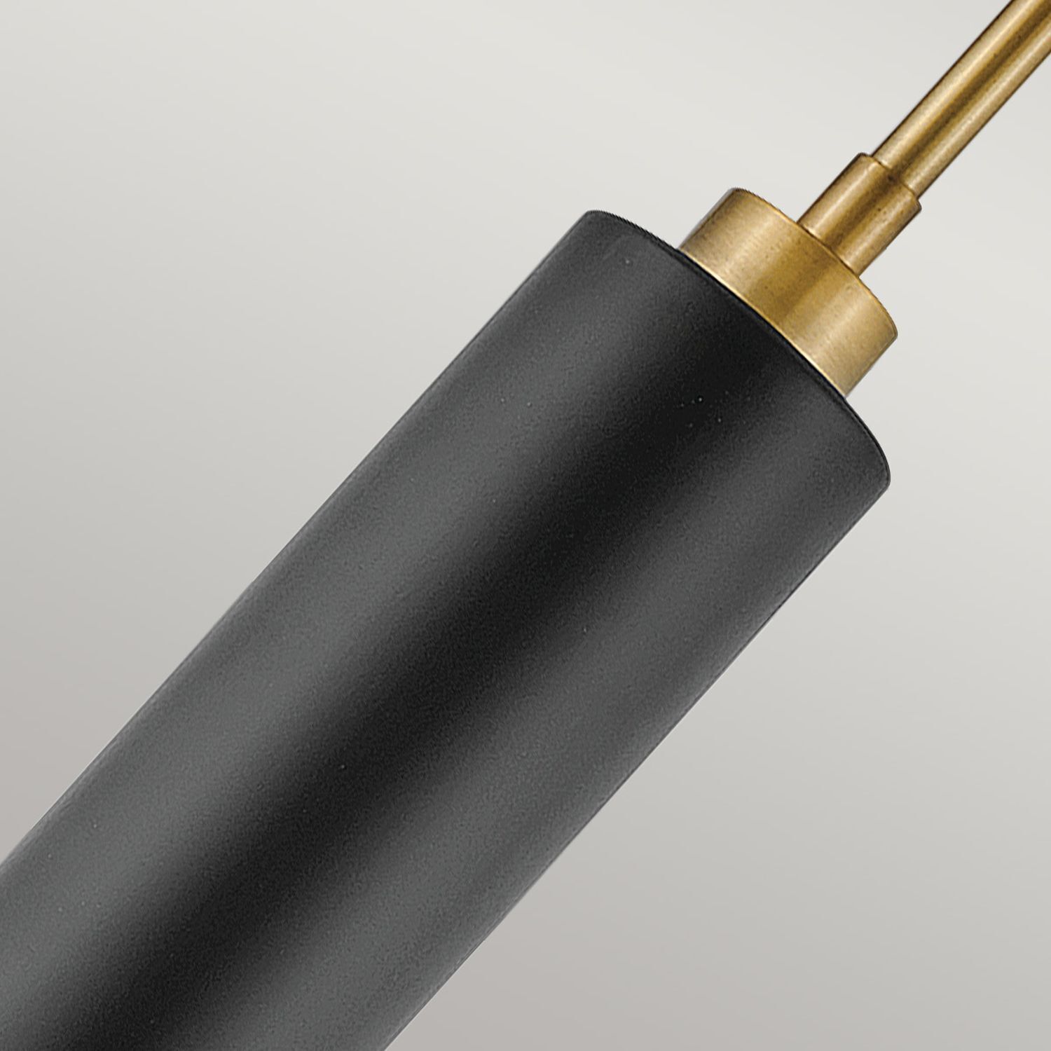 Suspension noir laiton D : 33 cm métal verre 2x E27 Suspension noir laiton D : 33 cm métal verre 2x E27