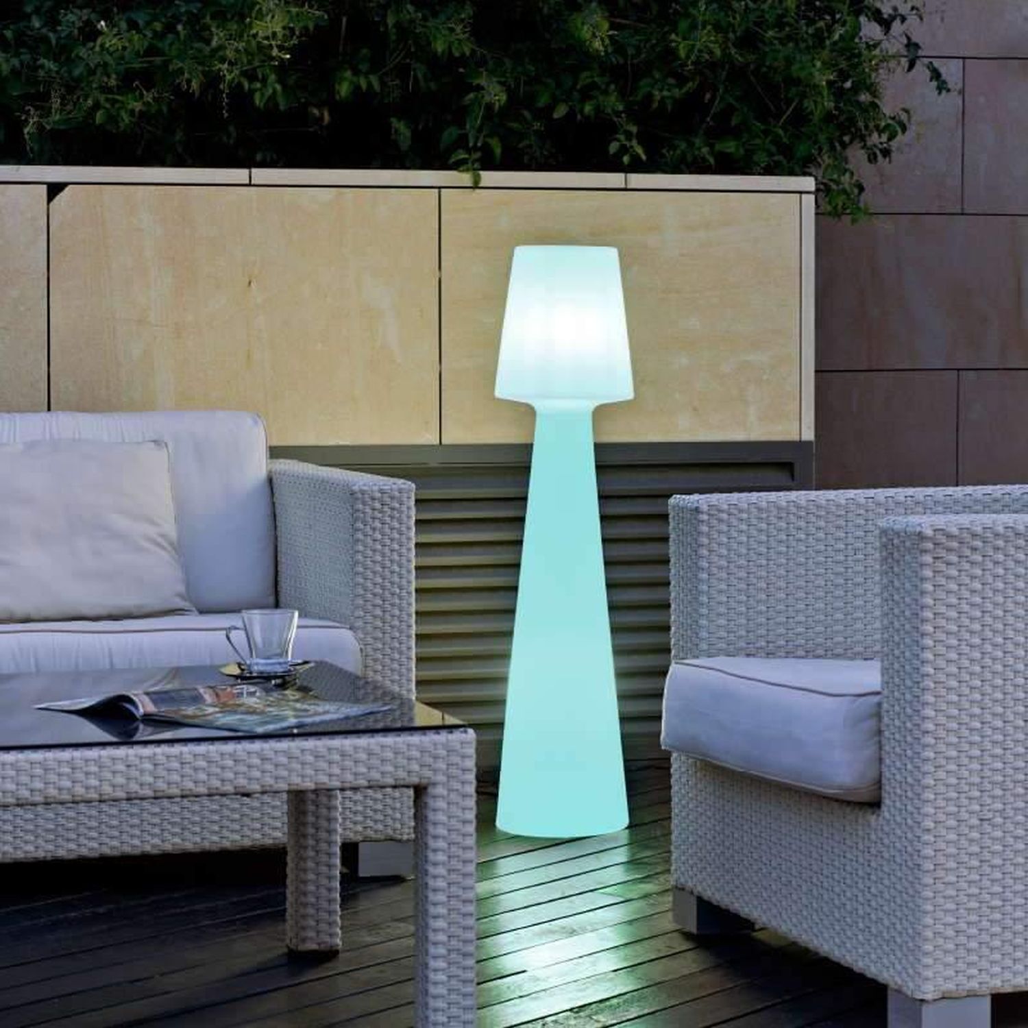 Lampadaire LED extérieur 110 cm IP65 Batterie Variateur de couleurs RGBW