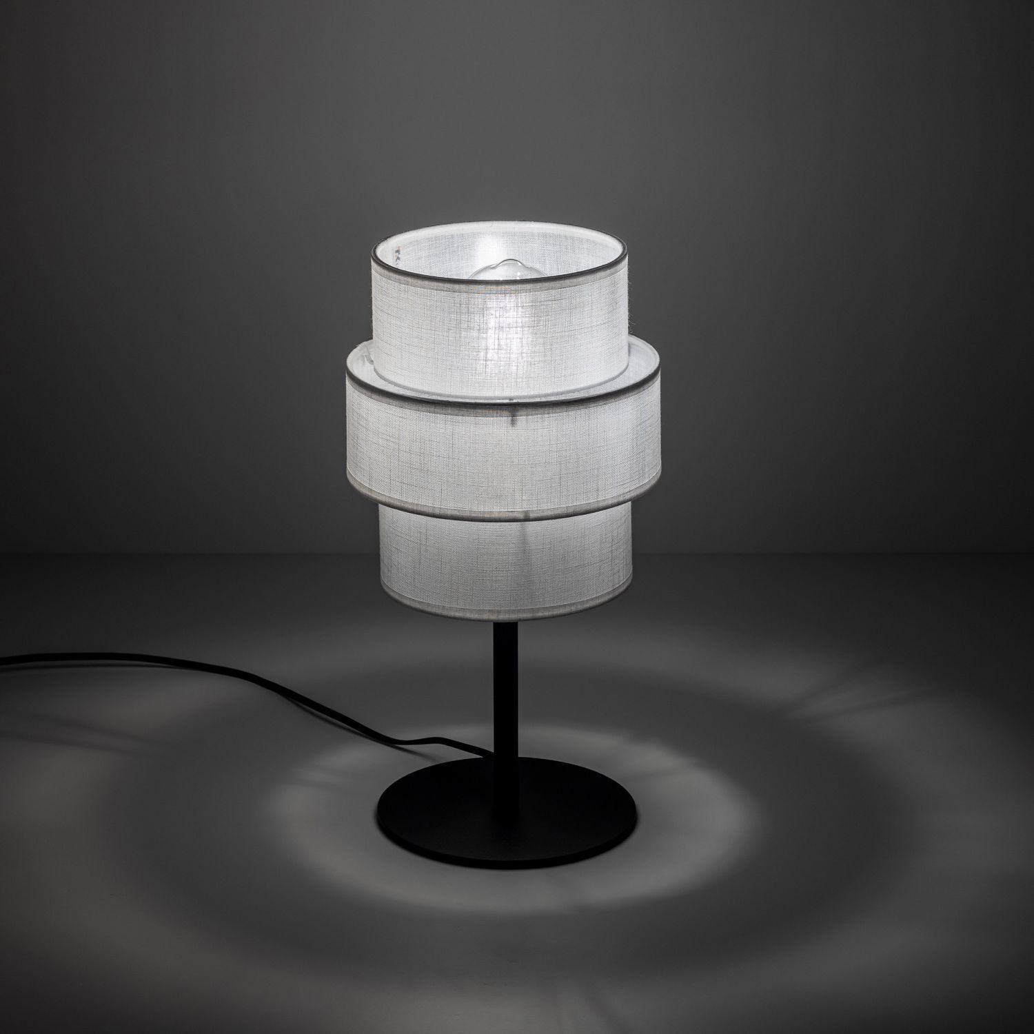 Lampe de table tissu métal 38 cm de haut noir blanc E27