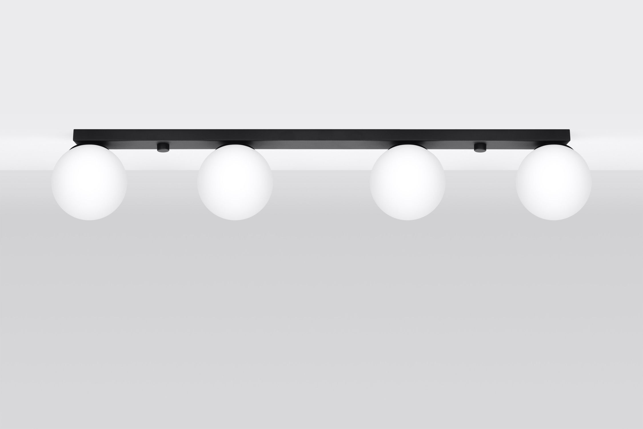 Plafonnier verre métal 88 cm de long blanc noir 4x G9