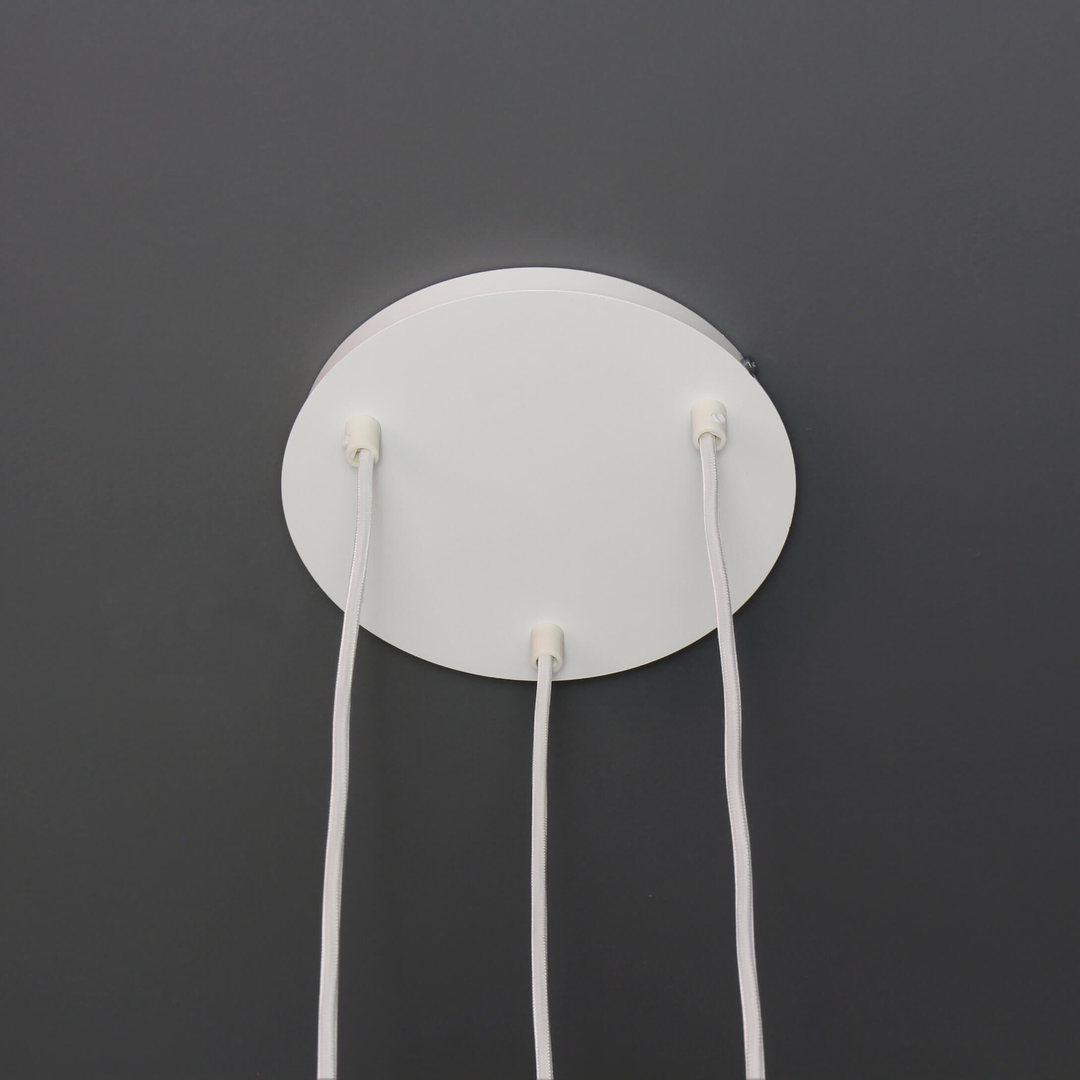 Suspension blanche Retro en forme d'abat-jour