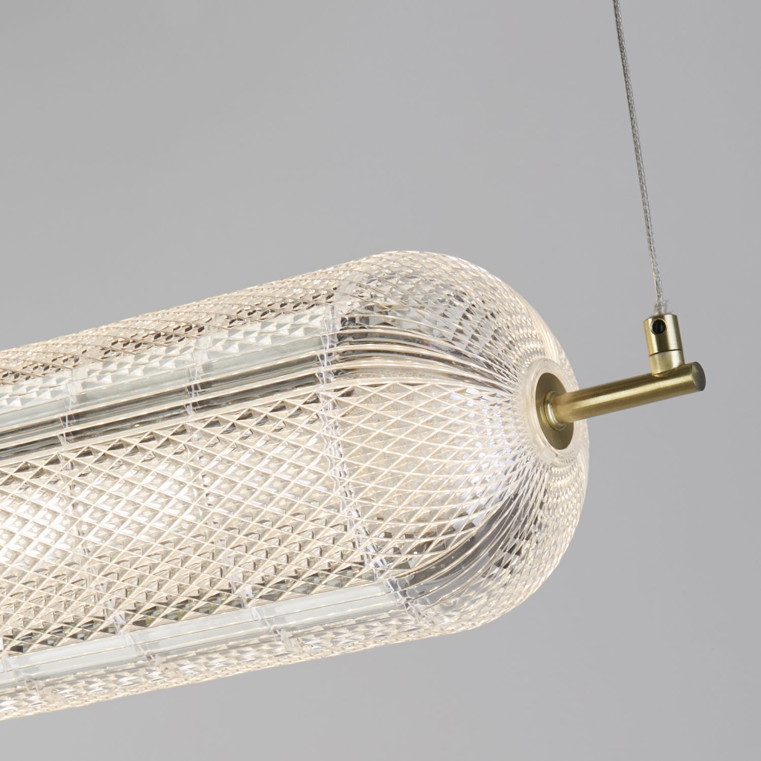 Suspension LED métal laiton 42 W 3000 K 108 cm