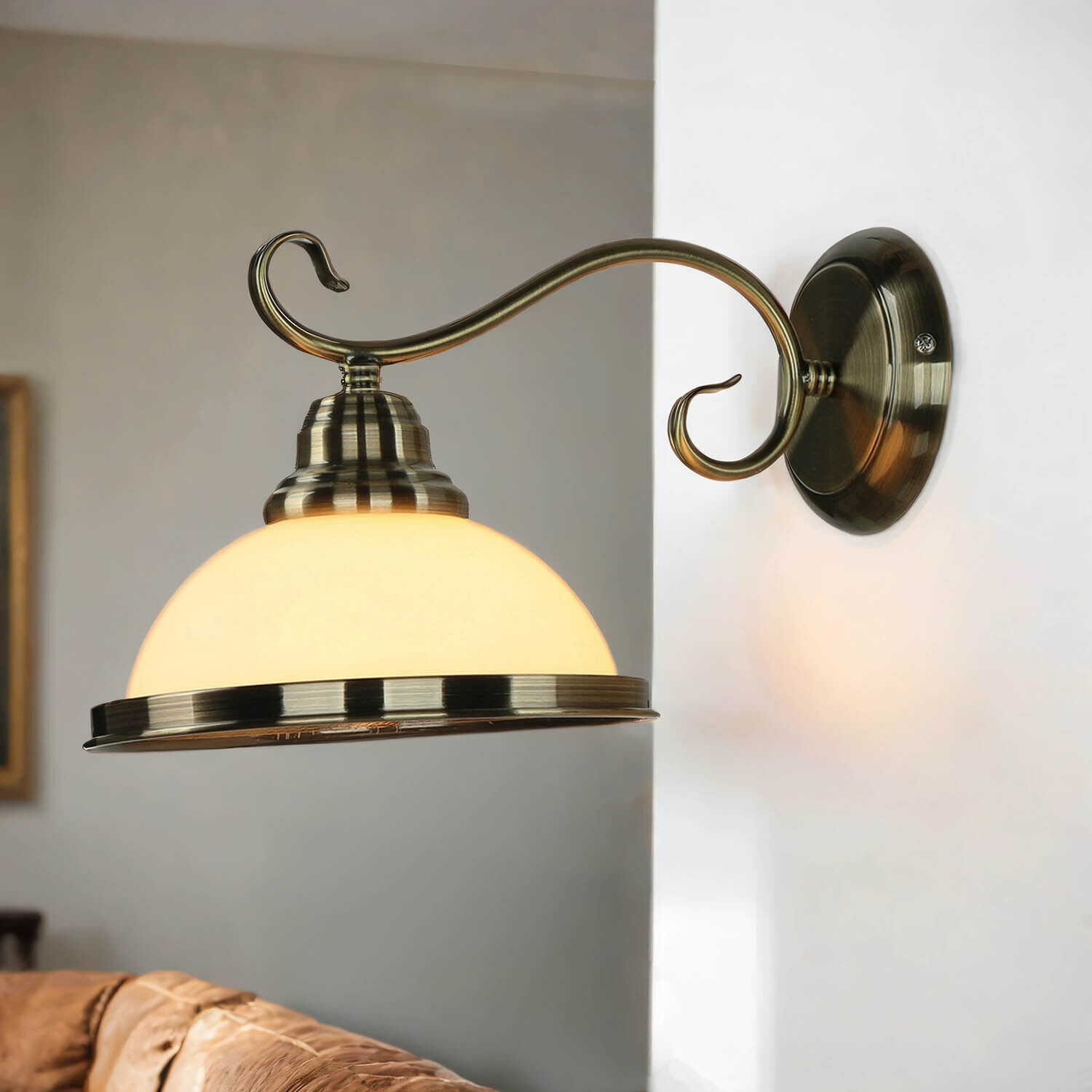 Applique ELISETT avec abat-jour en verre antique