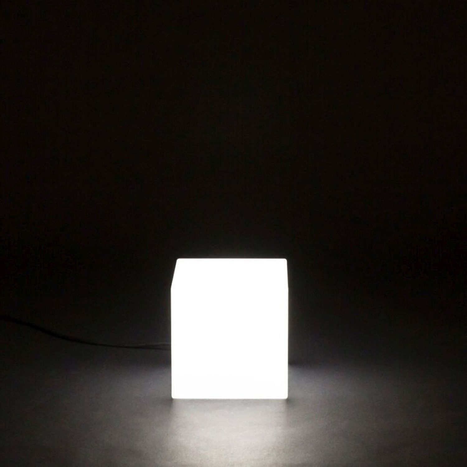 Cube lumineux extérieur câble fiche IP65 E27 LED 6500 K L : 20 cm