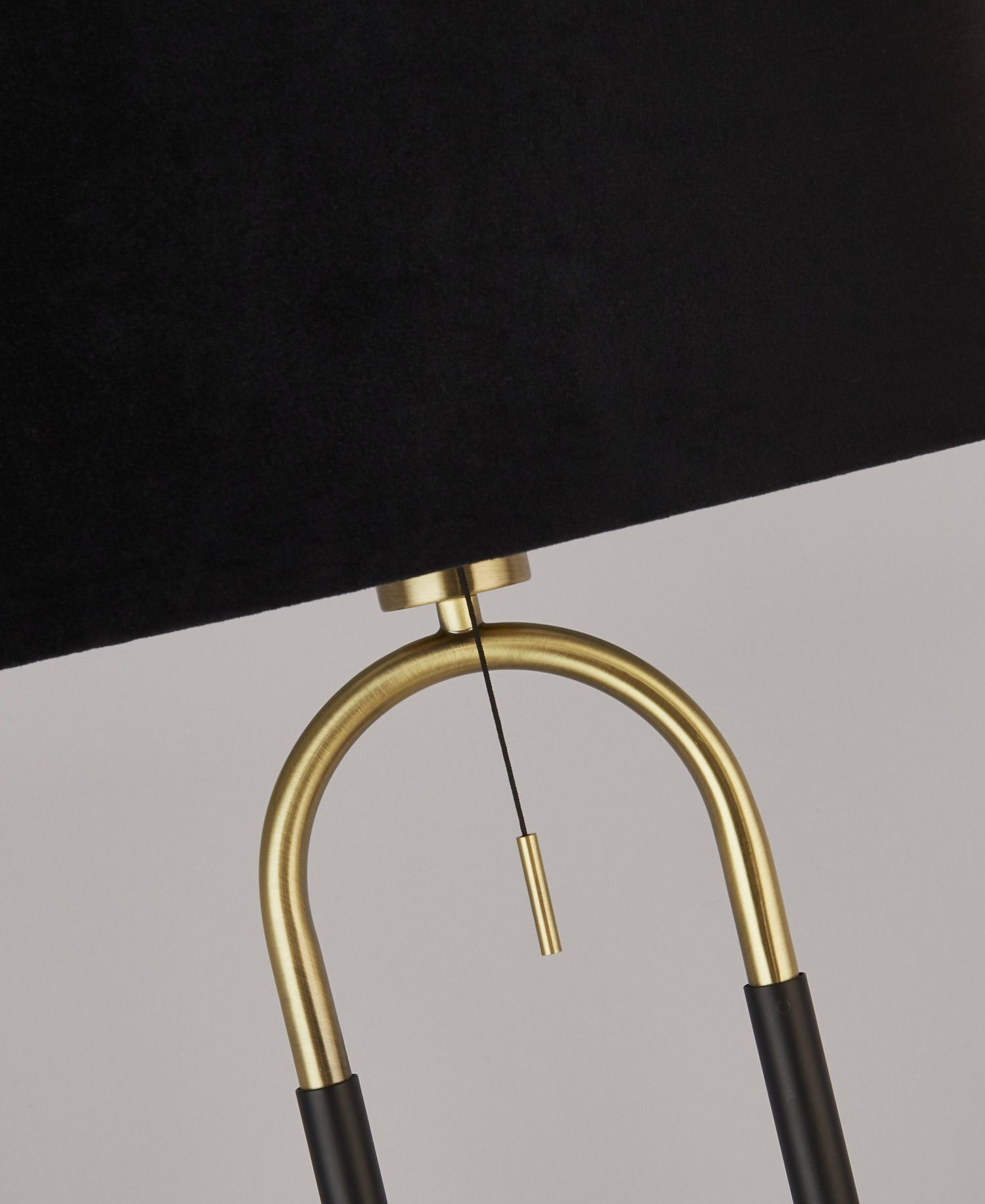 Lampadaire Tissu Métal 161 cm E27 en noir laiton