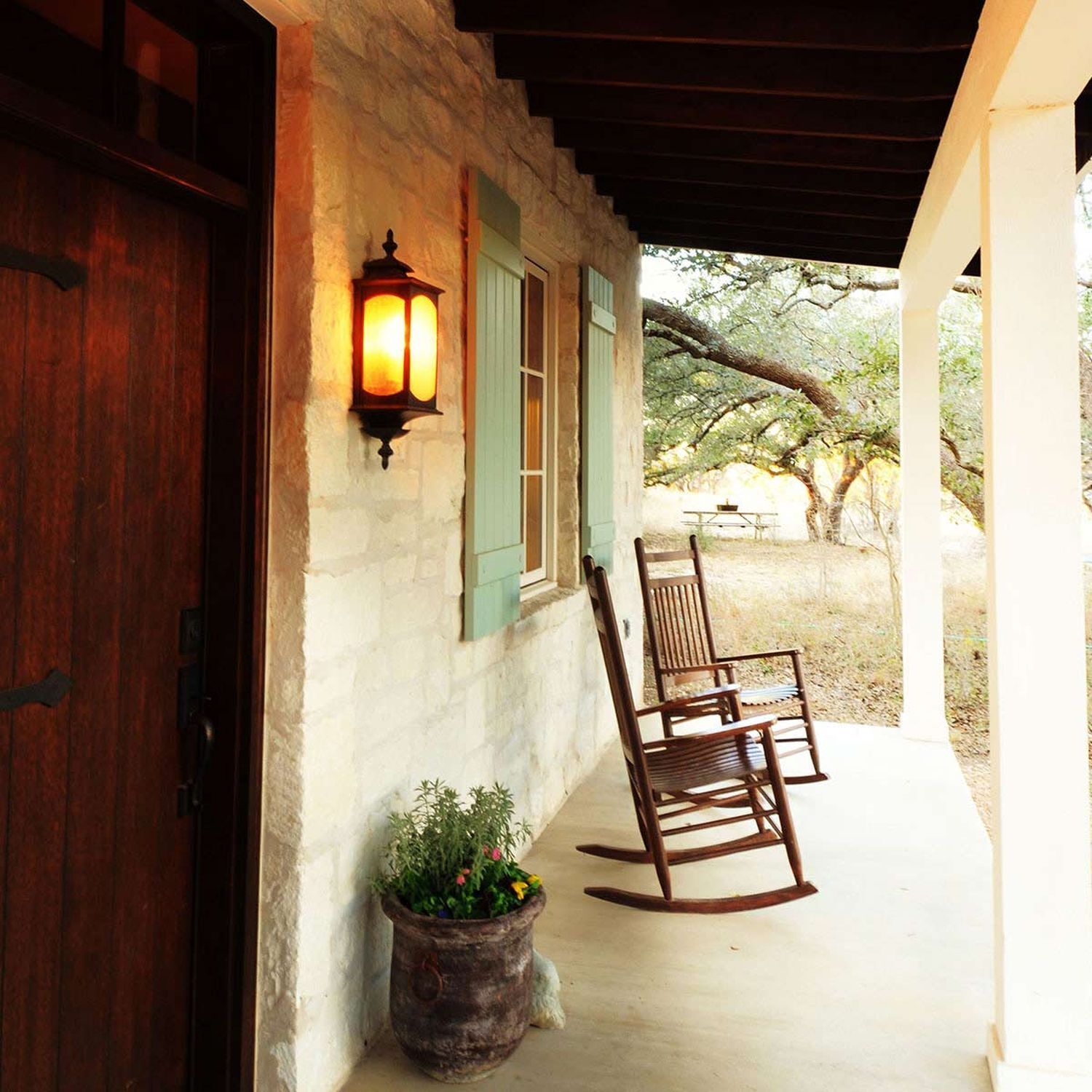 Außenwandleuchte groß H: 63,8 cm Glas Alu E14 IP44 Veranda, Schaukelstuhl, Natursteinmauer, Außenlaterne, Topfpflanze