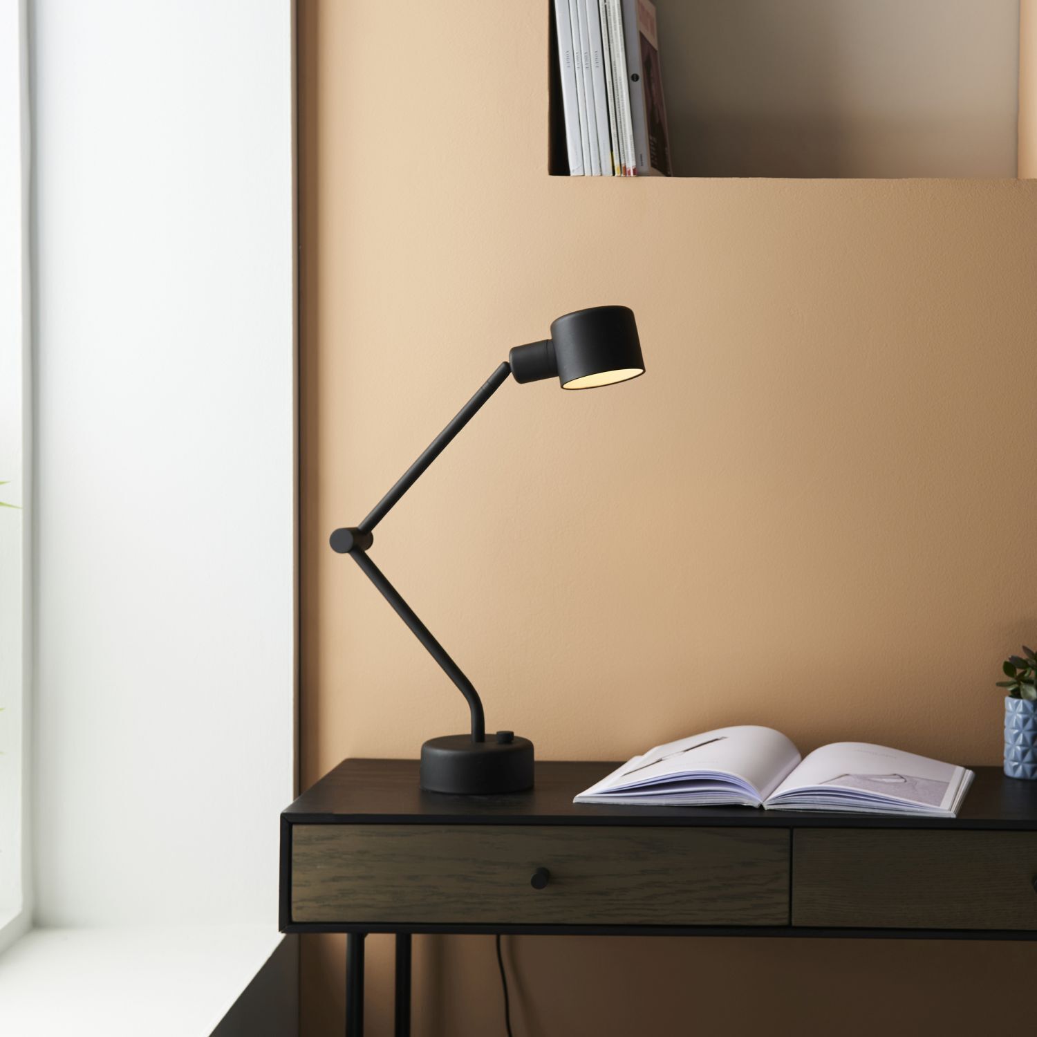 Lampe de bureau noire ajustable H : 69 cm E14 Moderne