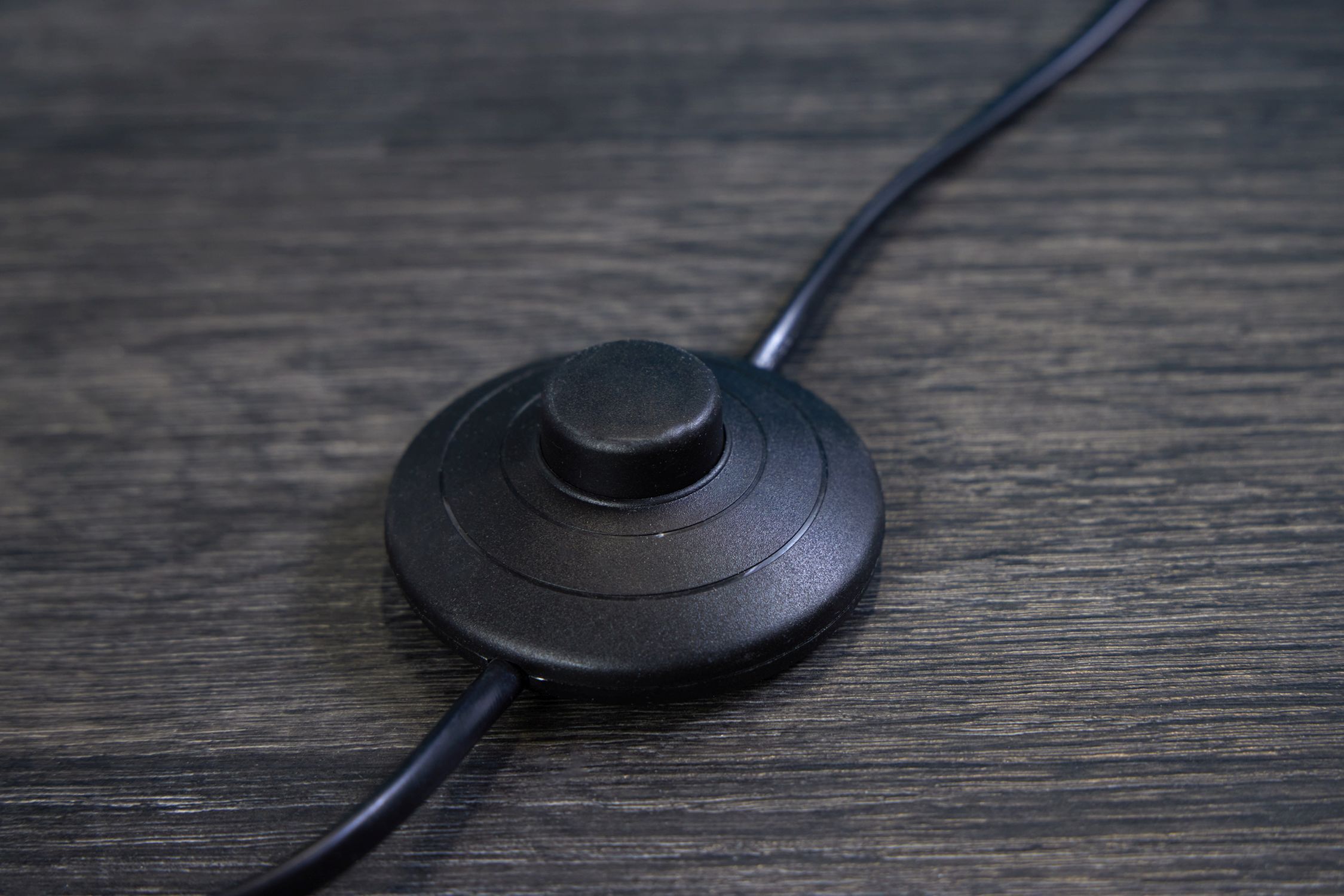 Stehleuchte 3-flammig Metall Gold indirekt E14 160 cm Elektrisches Gerät, Mikrofon