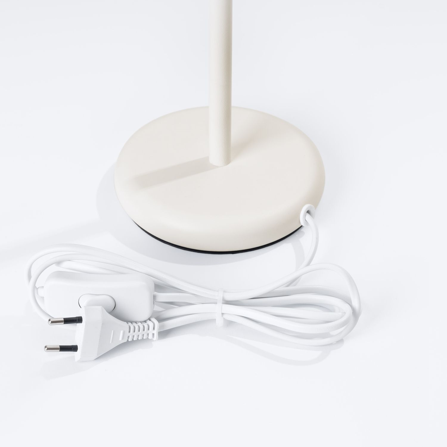 Schreibtischlampe GU10 43 cm hoch in Creme Modern Aluminium Adapter, Elektronik, Stecker