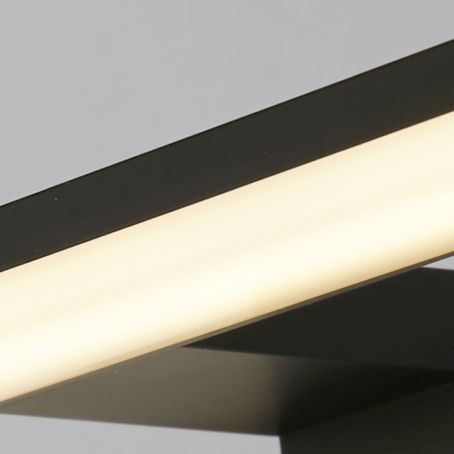 Schwarze LED Spiegelleuchte Aluminium IP44 9 W 3000 K Lampe, Stilarm, LED-Leiste, metall, modern