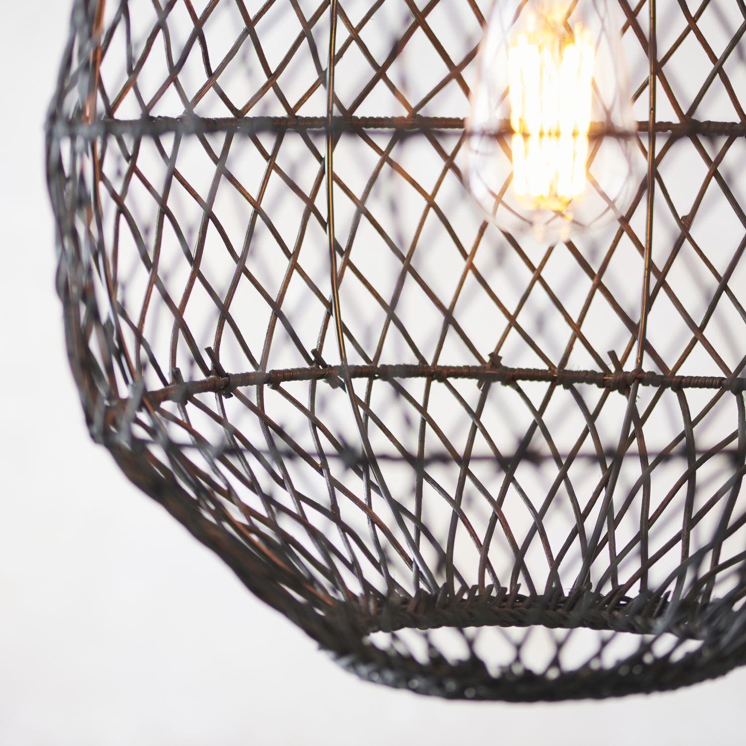 Lampe à suspendre noire en rotin métal Ø 35 cm artisanale Boho