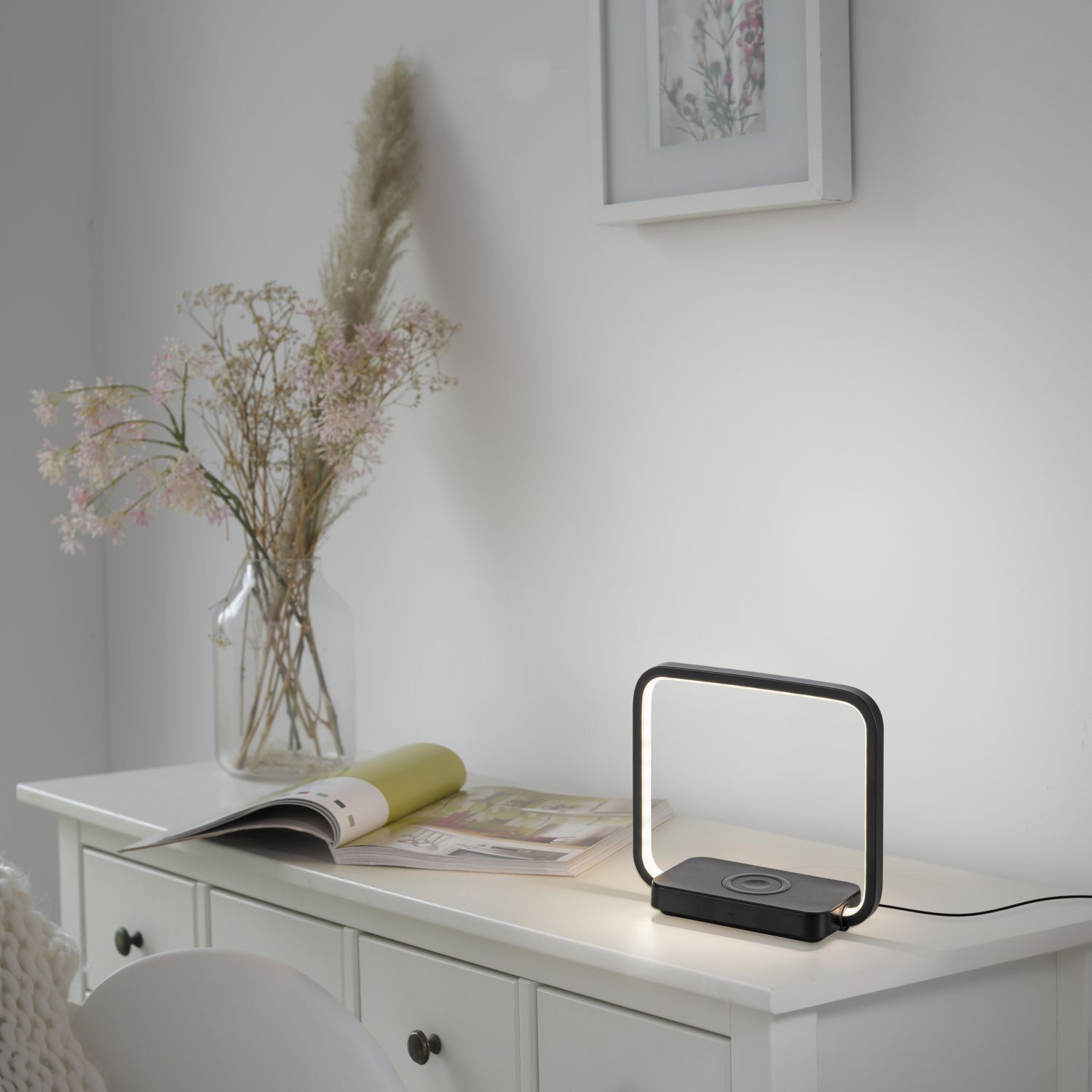 Dimmbare LED Tischleuchte Touch 3000 K 2 W Ladefunktion Moebel, Tabelle, Schreibtisch, Blume, Blumen-Arrangement