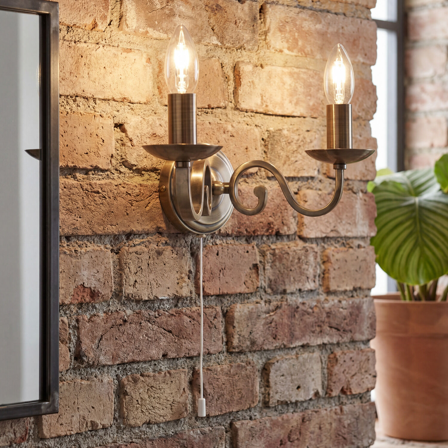 wandlampe, Messing, Metall, 2-armig, Kabelzug, Glühbirne