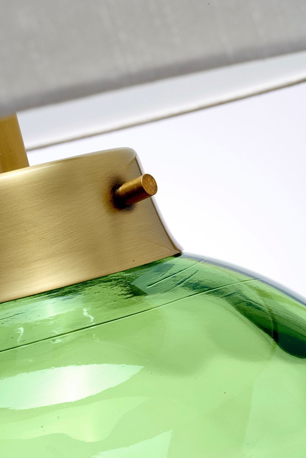 Lampe de table verre tissu en vert écru 55,5 cm LUBIELA
