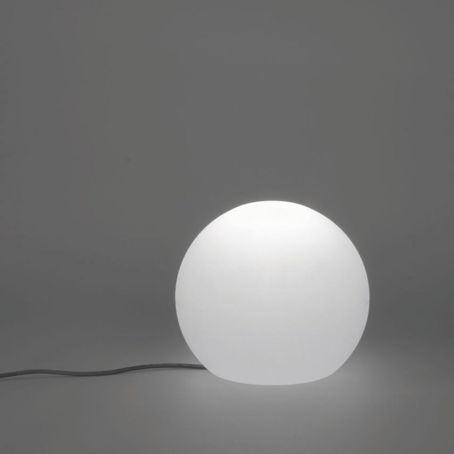 wegeleuchte-aussen-stehleuchte-tori-1x-e27-mit-7w-leuchtmittel-inklusive-weiss-zeitlos-fuer-garten-terrasse-le110888-01 Lampe, Globus, LED, Kugellampe, Nachtlicht