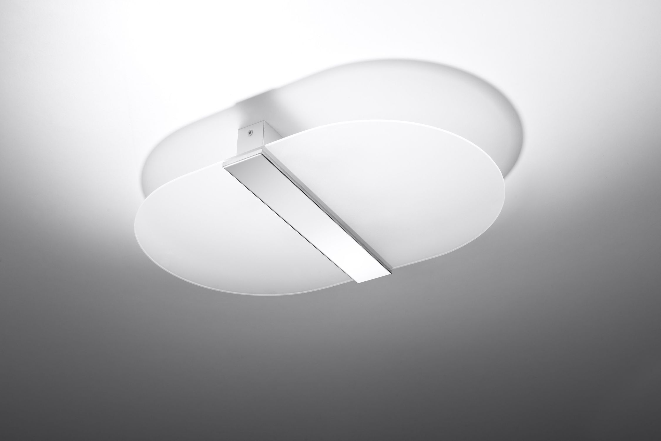 Plafonnier verre métal 45 cm long blanc chrome 4x G9