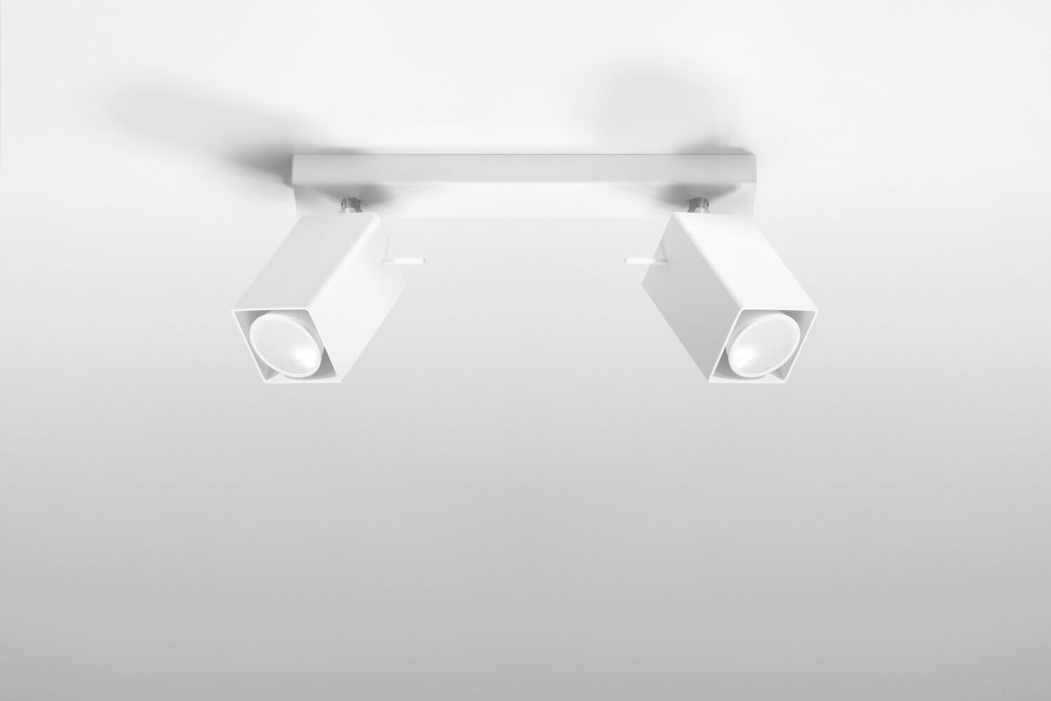 Projecteur en saillie FALERIA en blanc 2flmg