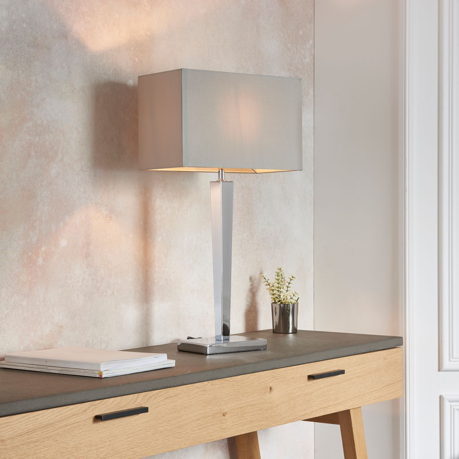 Lampe de table Tissu Métal 66 cm de haut Chrome Gris E27 Moderne
