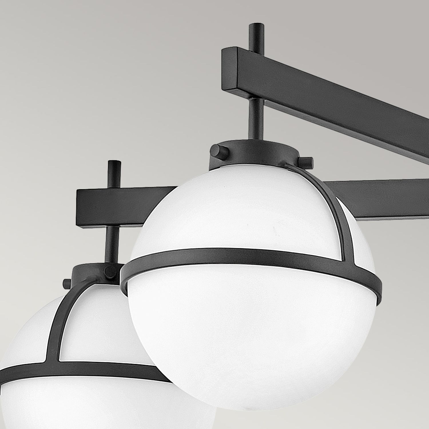 Plafonnier de salle de bain noir blanc IP44 large 81,3 cm métal verre