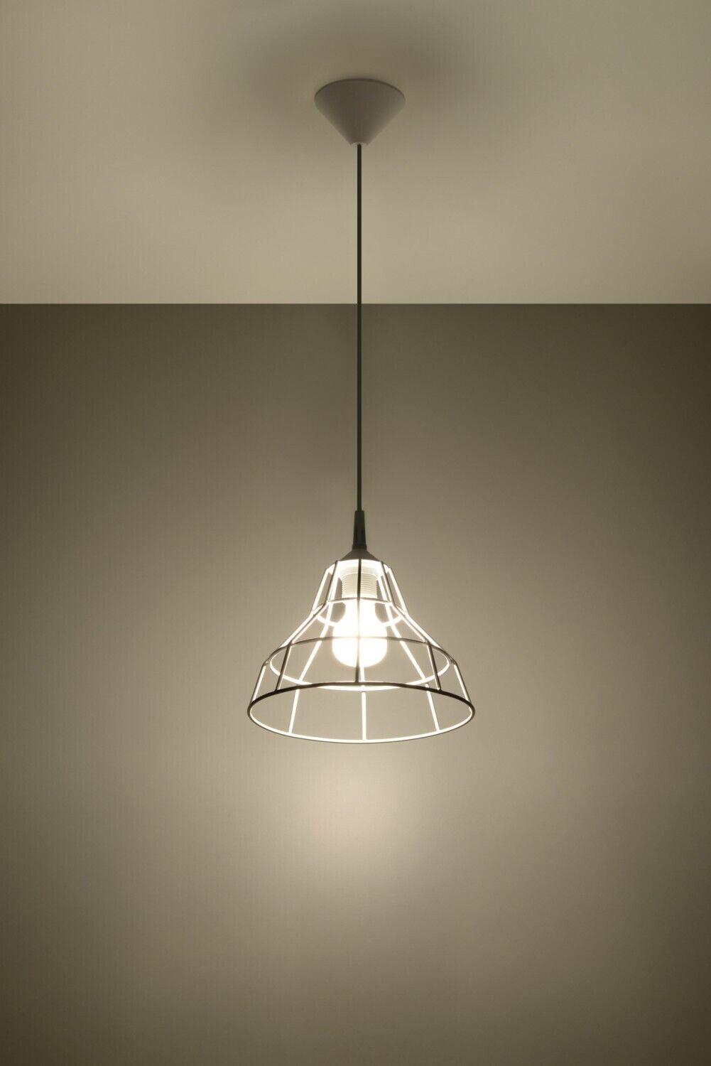 Luminaire à cadre rond artistique