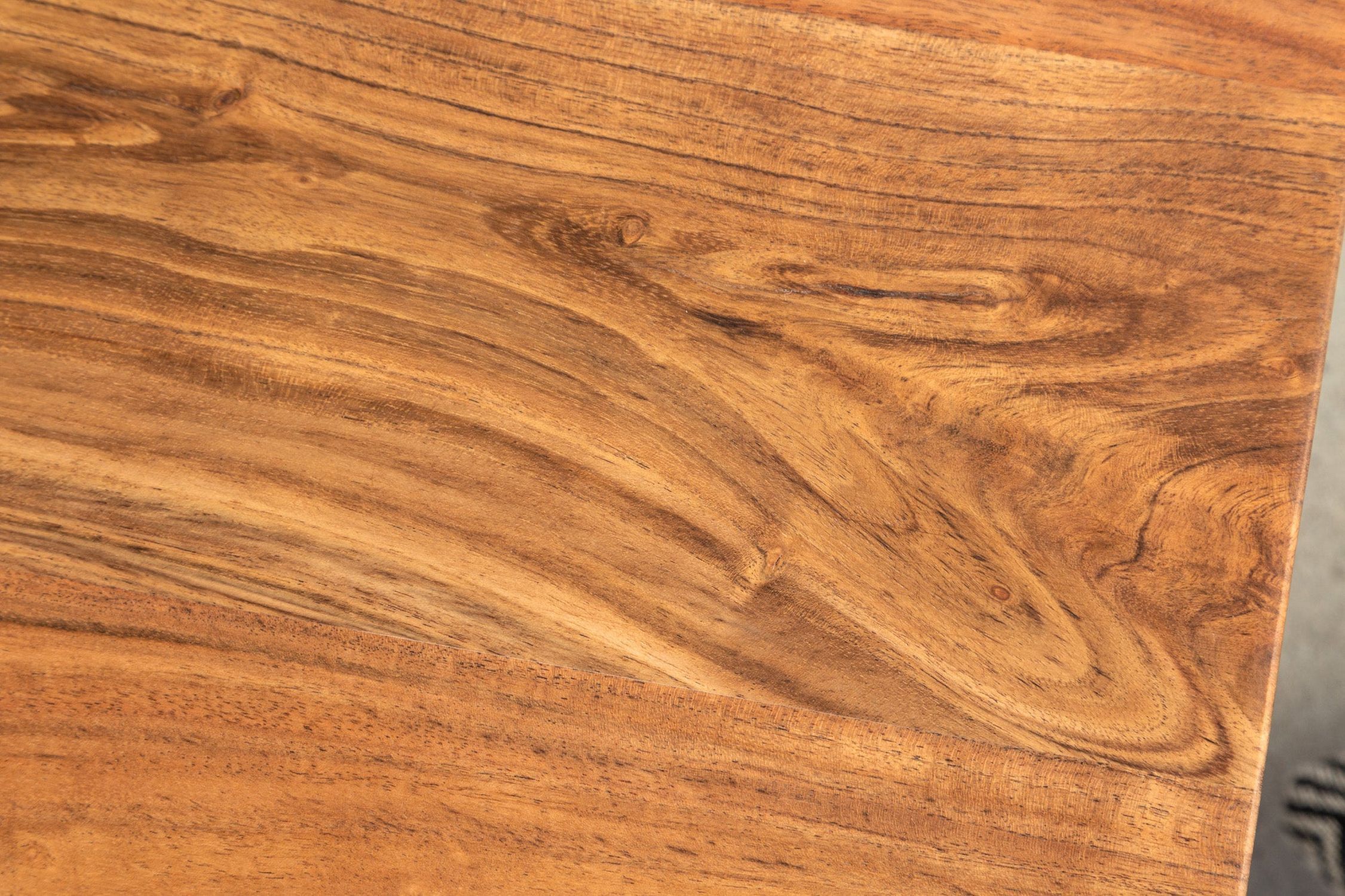 Couchtisch 120 x 60 cm Baumkante x -Beine Industrial Hartholz, Holz, Innenarchitektur, Gebeiztes Holz, Bodenbeläge