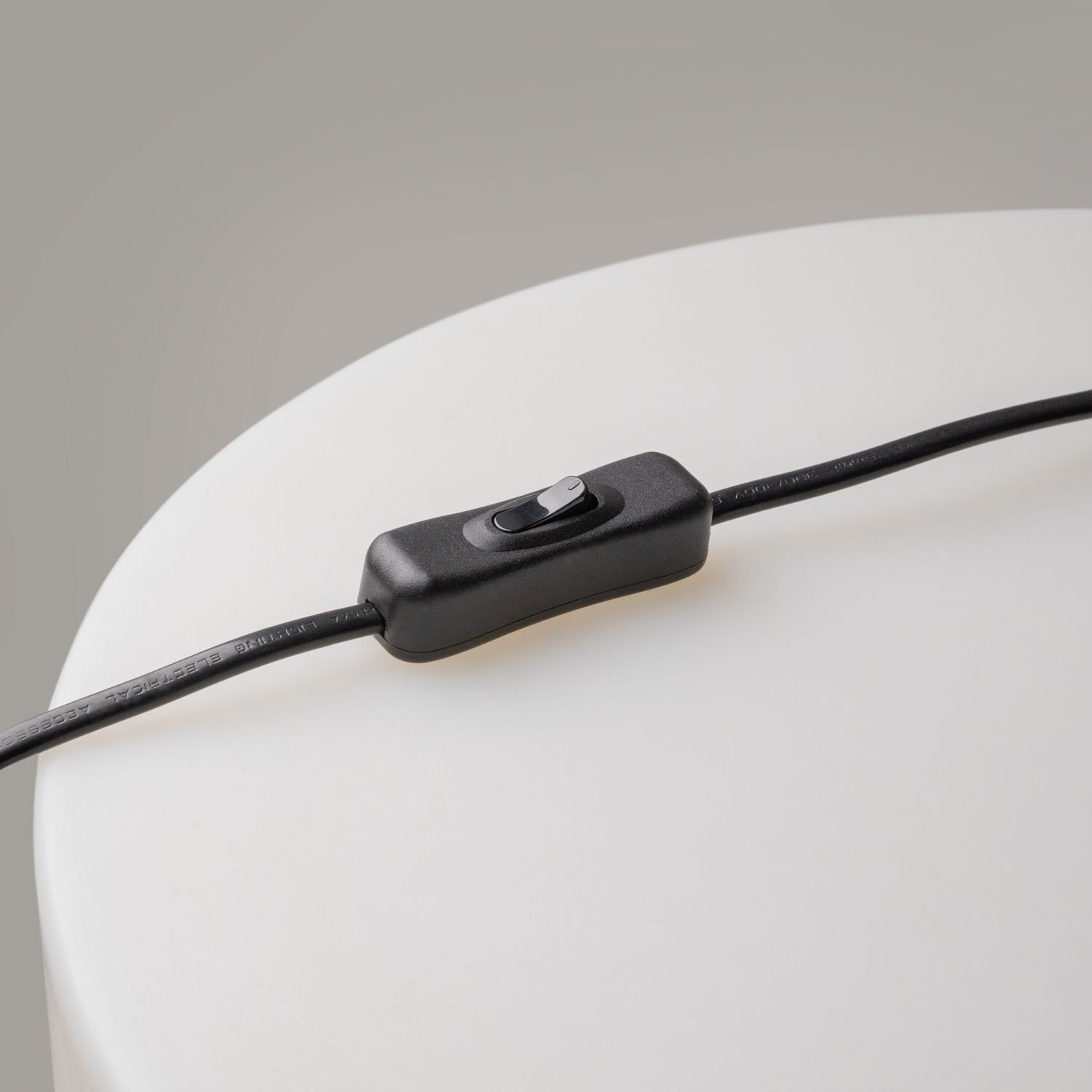 Lampe de table LED métal hauteur 30 cm noir 550 lm LOTTE Adapter, Elektronik