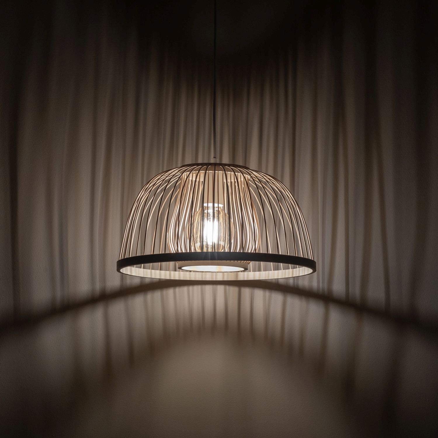 Lampa, Pendelleuchte, Metall, Konstruktion, Lichtquellen