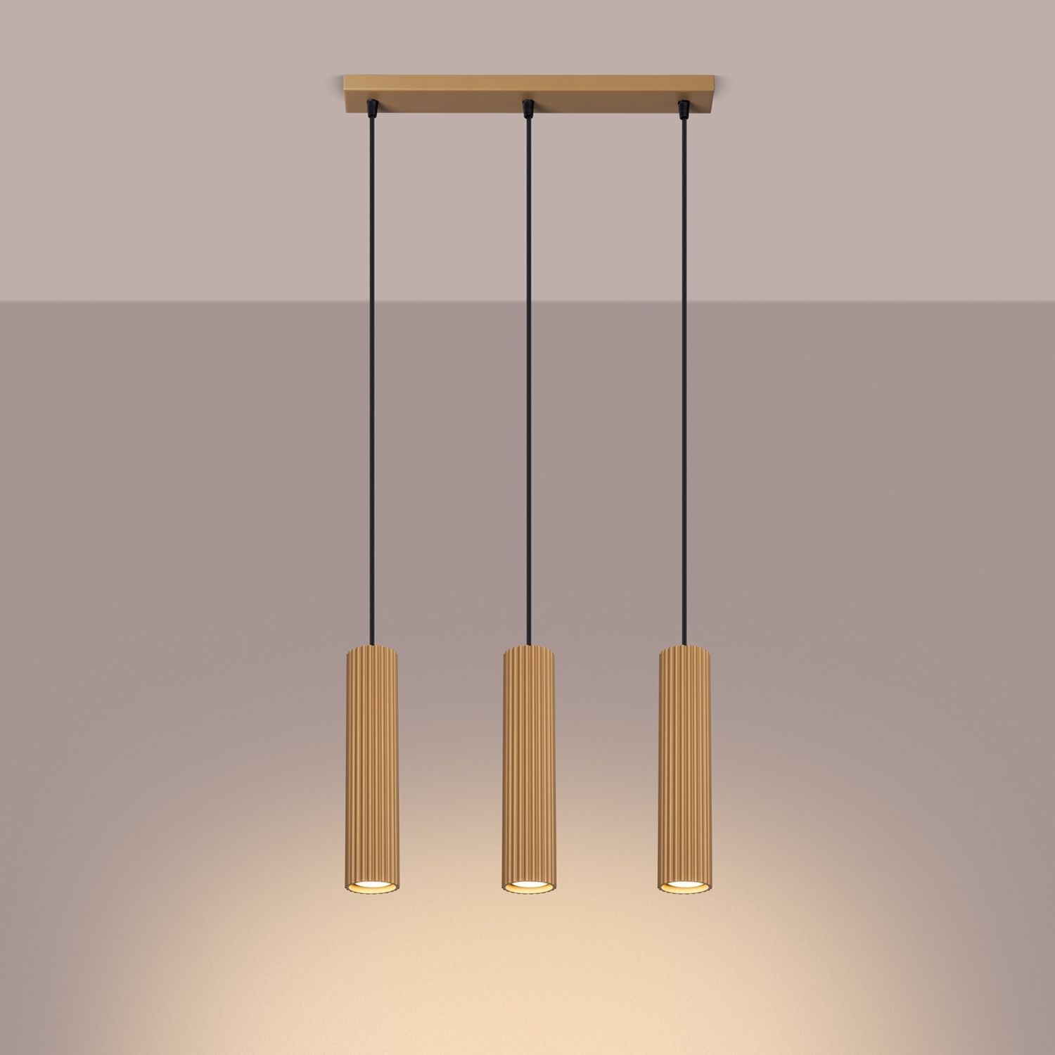 Lampe à suspendre en or L : 45 cm H : max. 98 cm 3-flamme GU10 Lampe à suspendre en or L : 45 cm H : max. 98 cm 3-flamme GU10