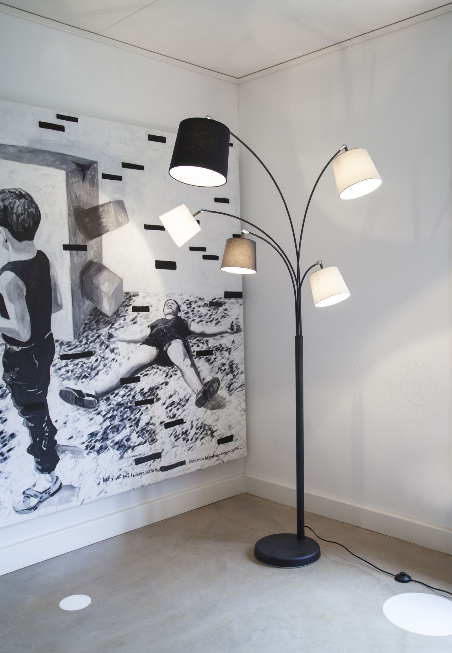 Lampe, Person, Stehlampe, Schuhwerk, Schuh