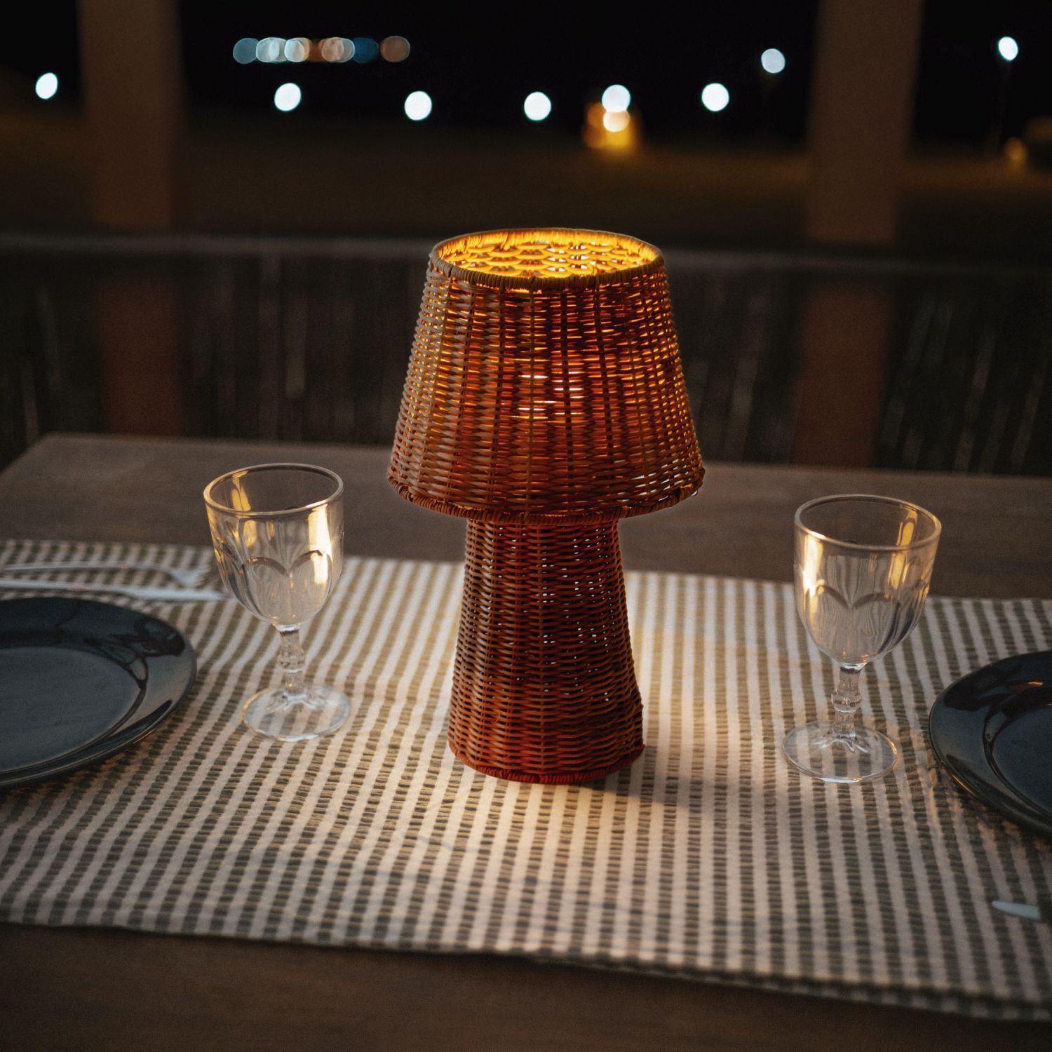 Lampe, Rattan, Tischlampe, Licht, Tischdeko