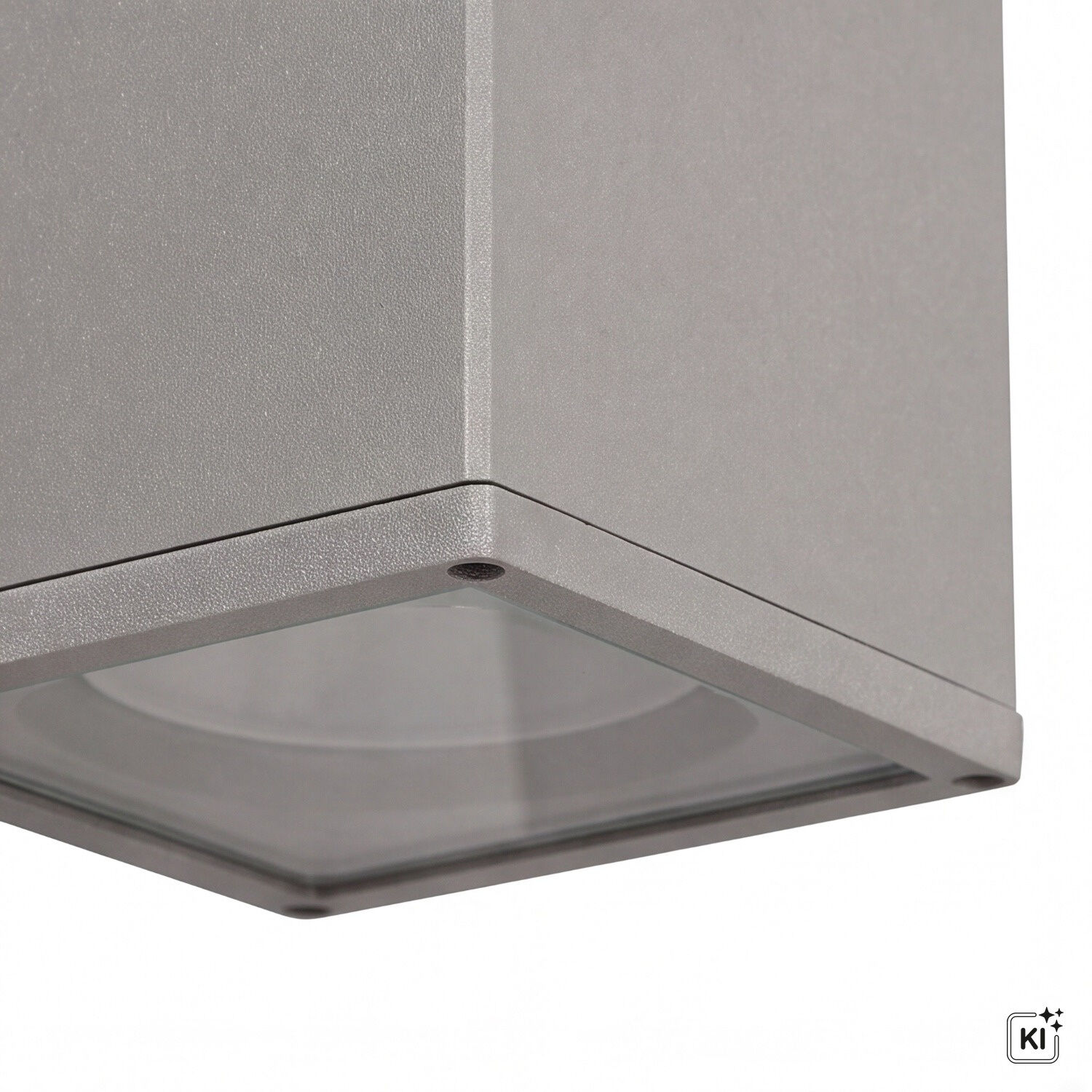 eckiges Gehäuse, Wand-/Deckeneinbau, Gehäuseoberfläche, Material Metall, lackierte Oberfläche