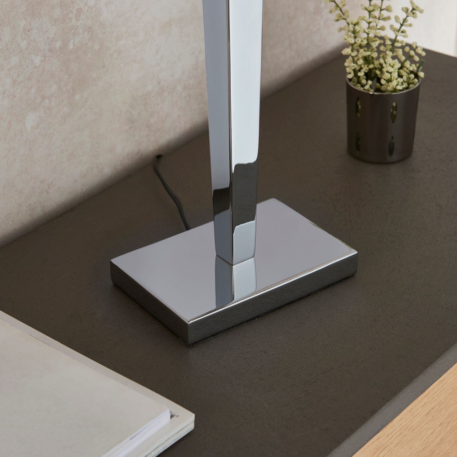 Lampe de table Tissu Métal 66 cm de haut Chrome Gris E27 Moderne