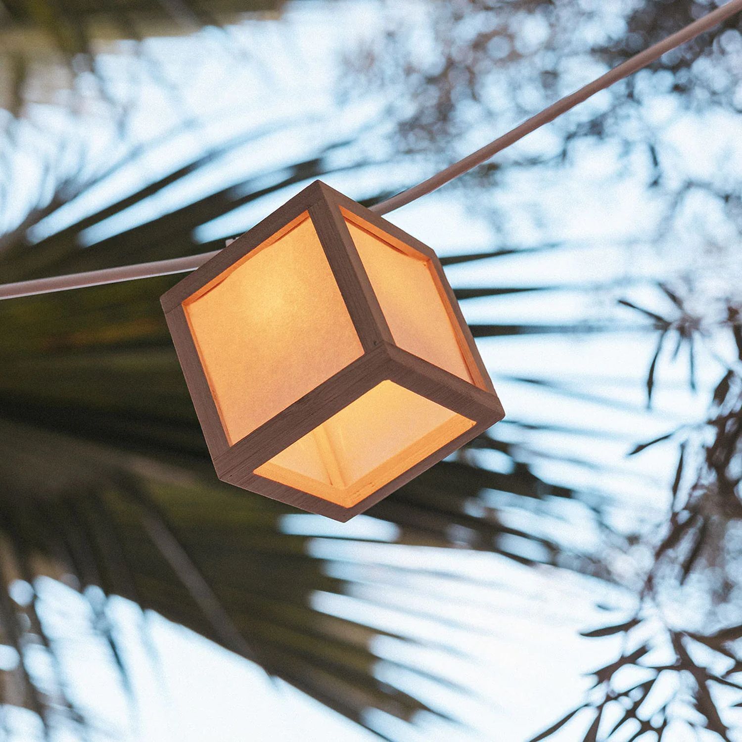 Guirlande lumineuse solaire à LED IP44 bambou 1800 K 5 m de long TAIYO