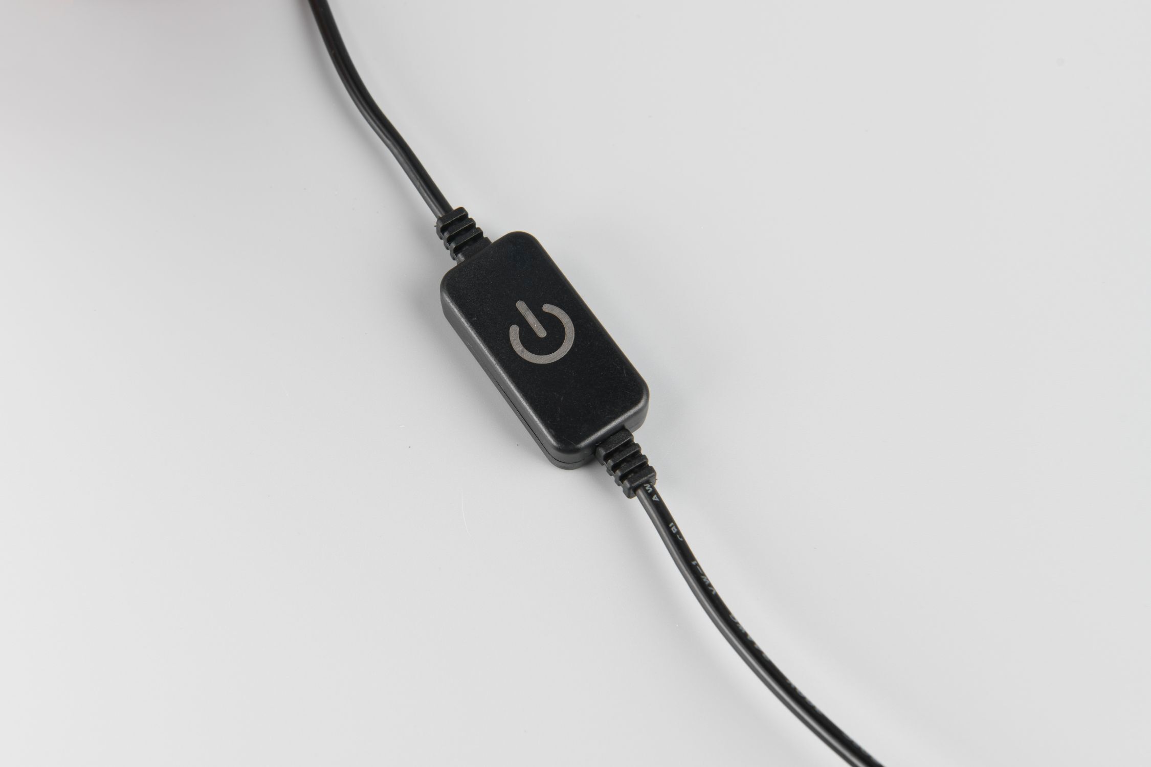 Schwenkbare LED Tischleuchte dimmbar Metall Schwarz 7 W Adapter, Elektronik, Zubehör, Schmuck, Halskette