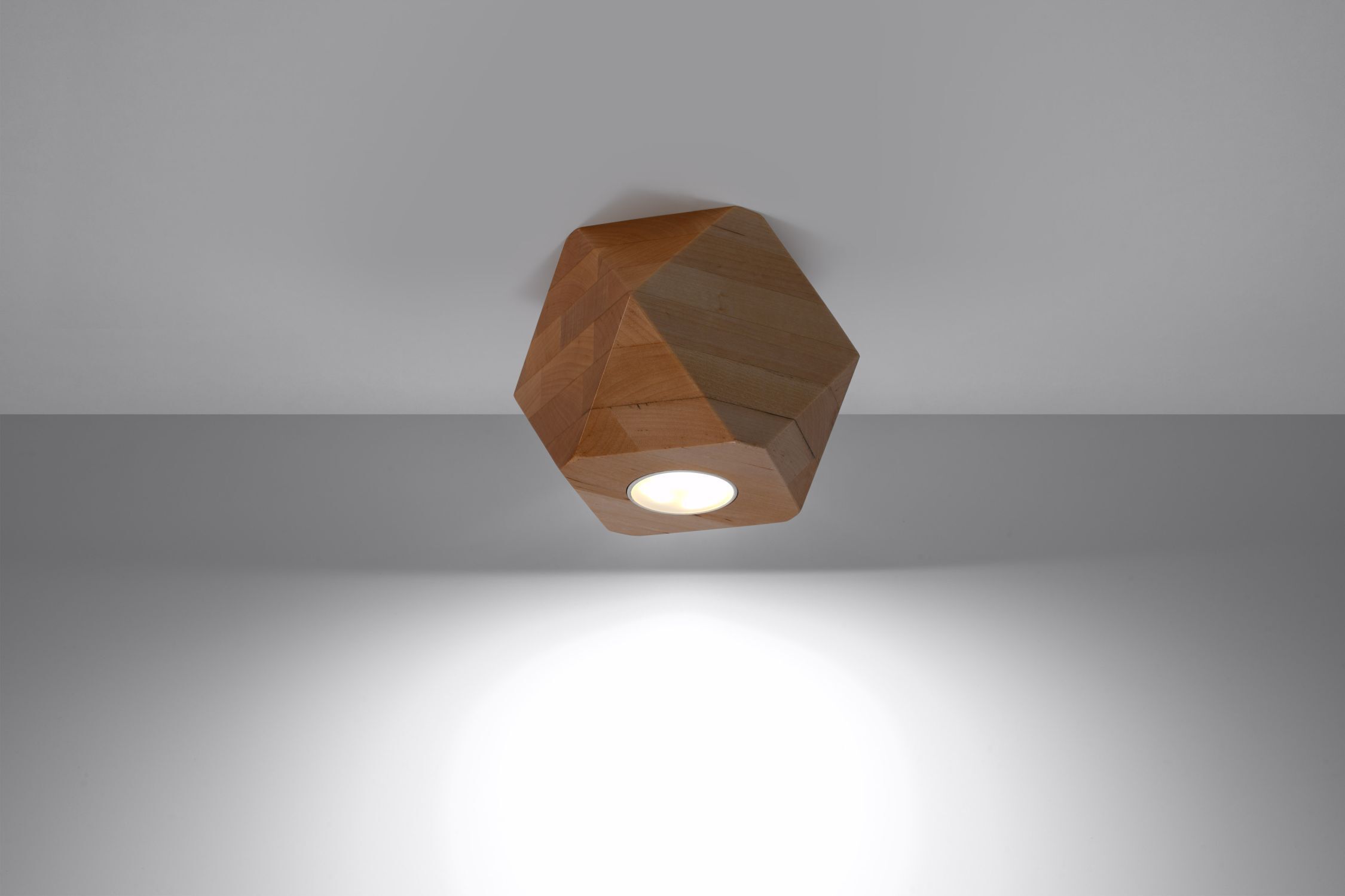 Petit plafonnier en bois géométrique H : 12 cm plat GU10